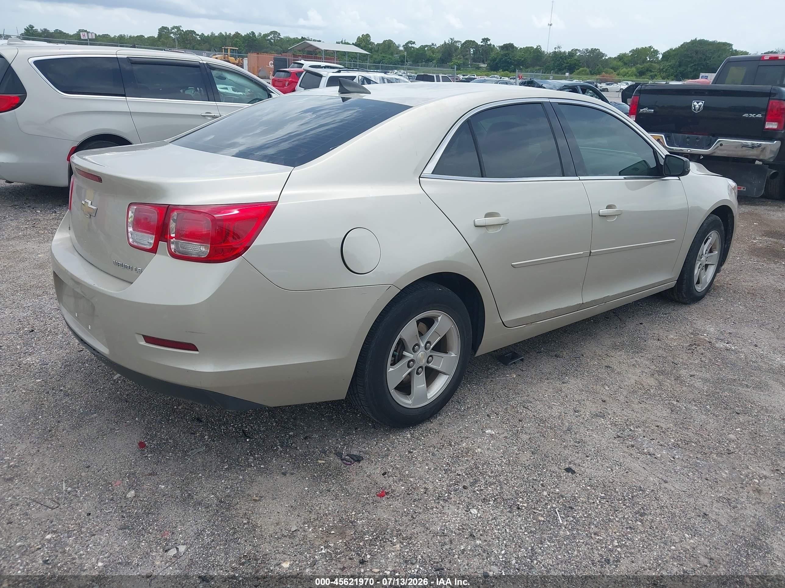 2015 Chevrolet Malibu Ls Gold vin: 1G11B5SL0FF350844