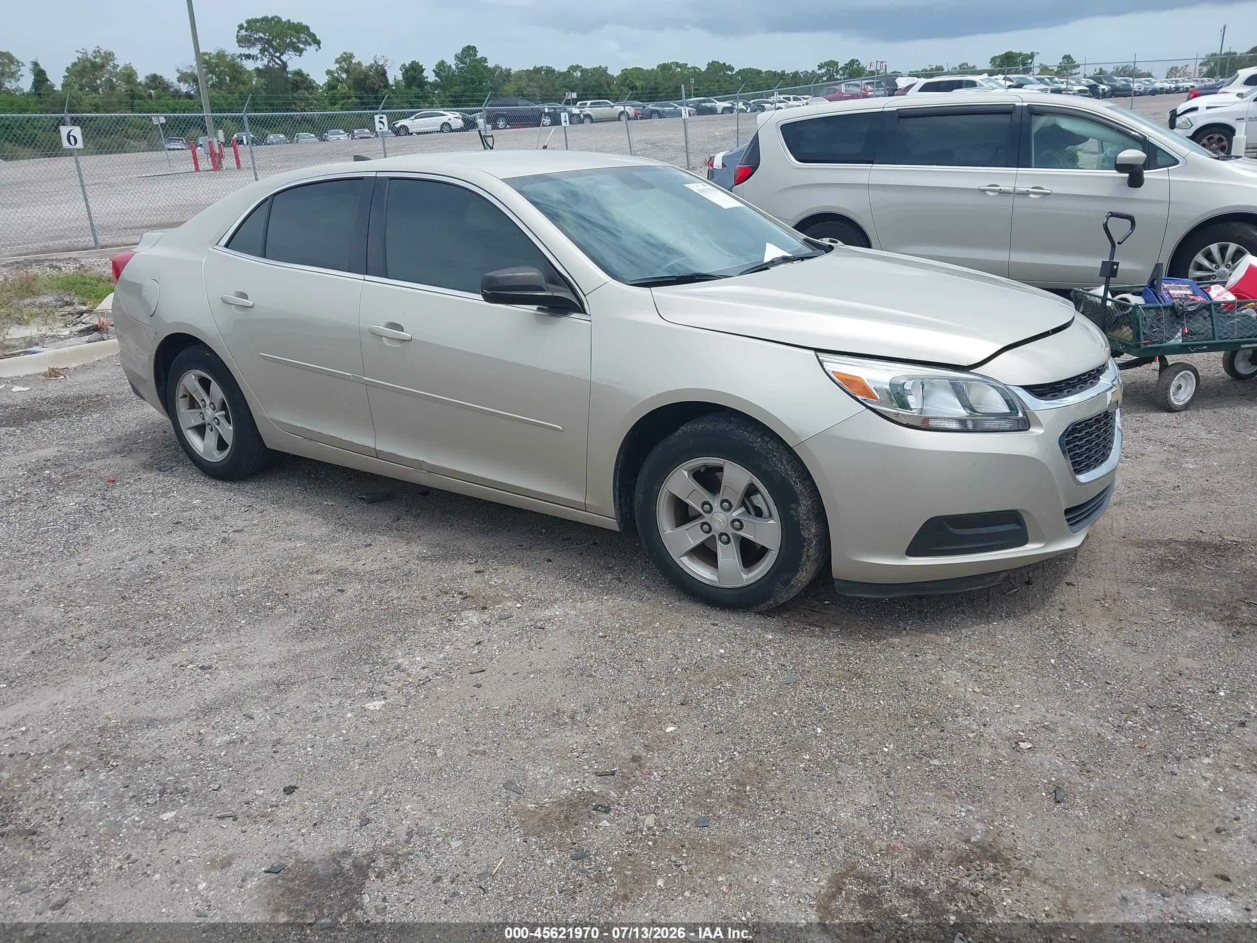 2015 Chevrolet Malibu Ls Gold vin: 1G11B5SL0FF350844