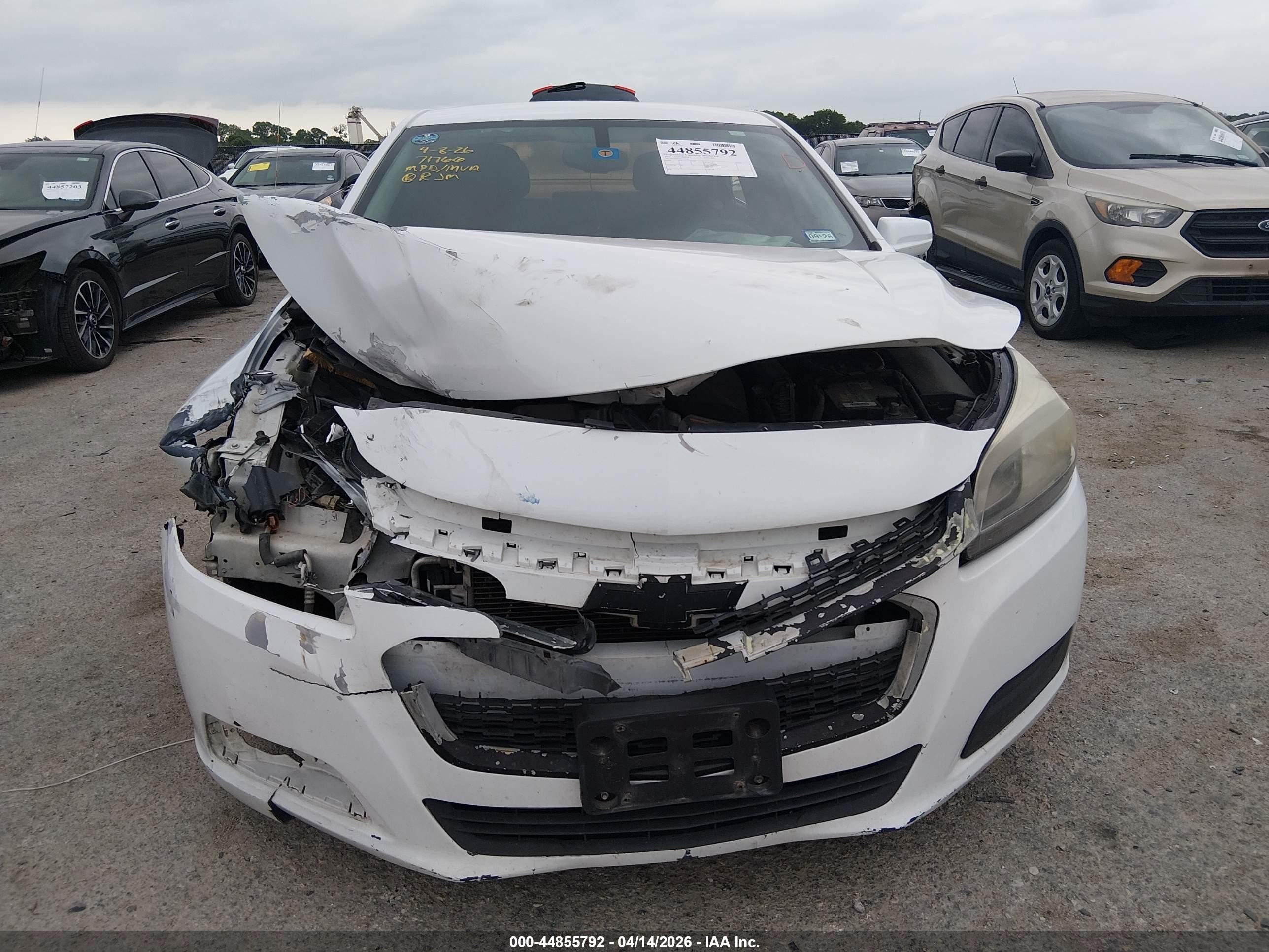2015 Chevrolet Malibu Ls White vin: 1G11B5SL0FF352156