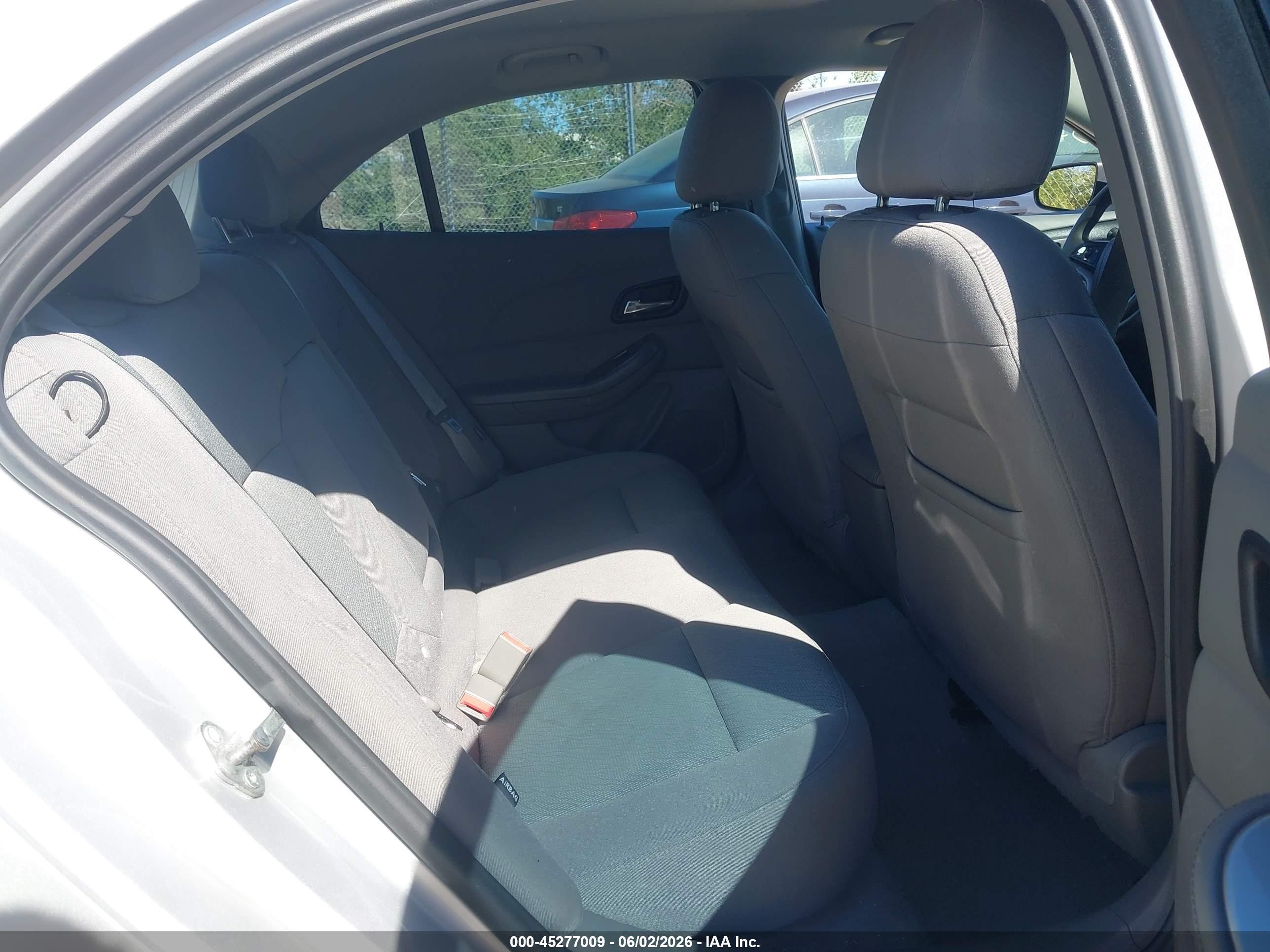 2014 Chevrolet Malibu 1ls Silver vin: 1G11B5SL1EF123323