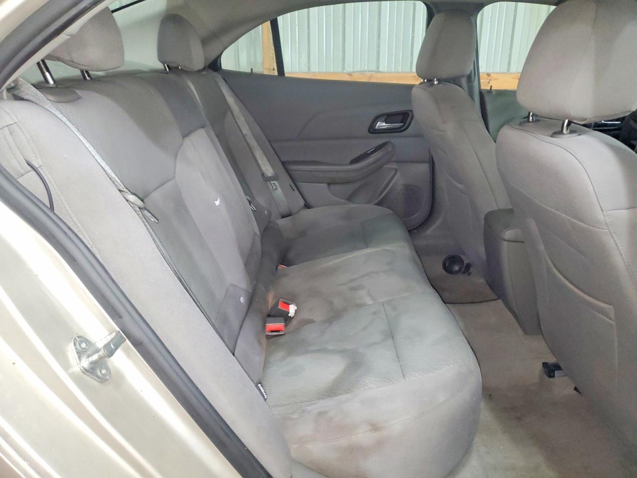 2014 Chevrolet Malibu Ls Beige vin: 1G11B5SL1EF248953