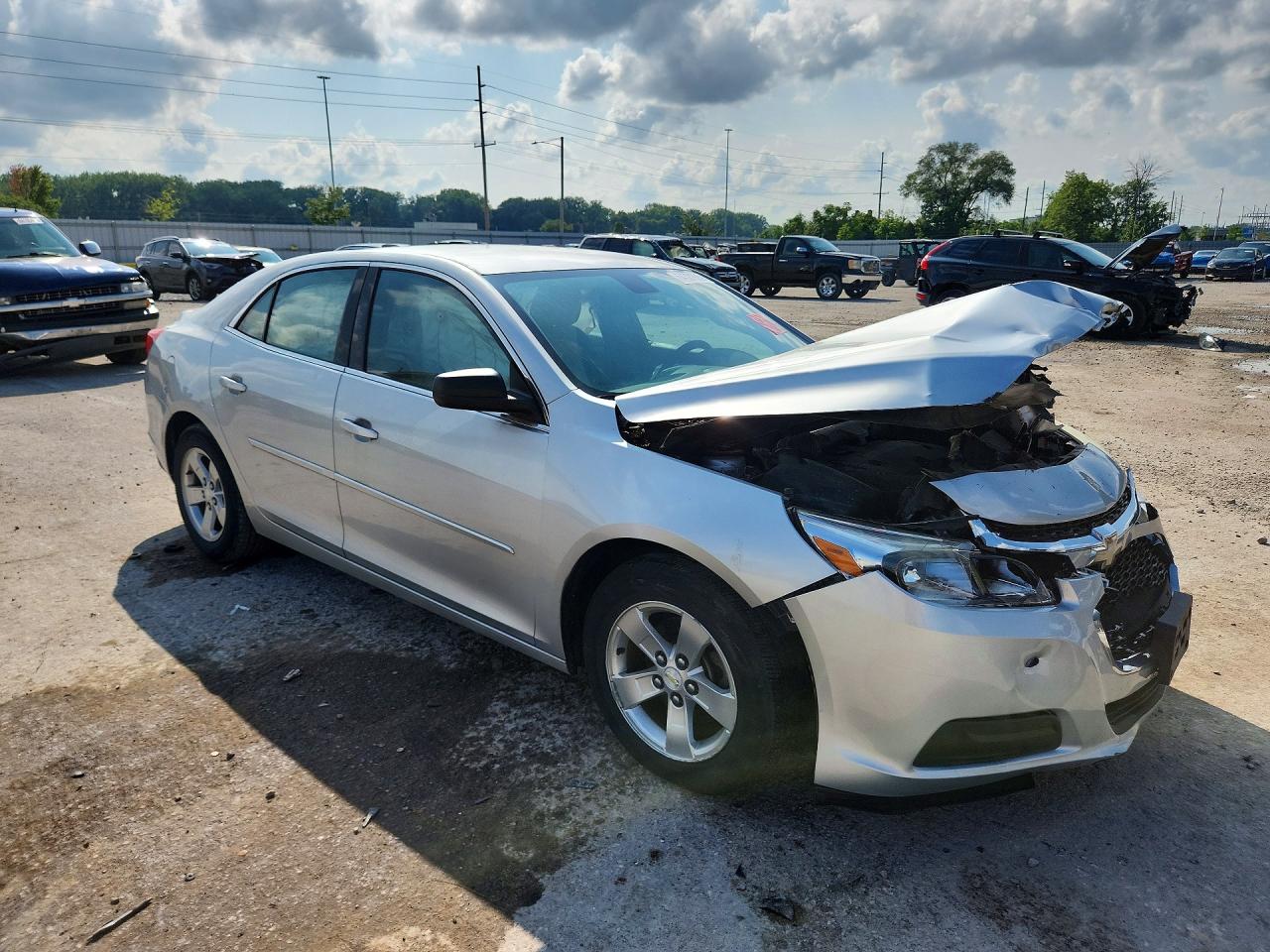 2015 Chevrolet Malibu Ls Silver vin: 1G11B5SL1FF122416