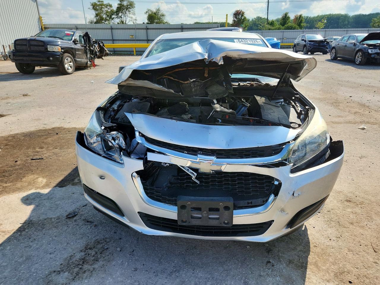 2015 Chevrolet Malibu Ls Silver vin: 1G11B5SL1FF122416