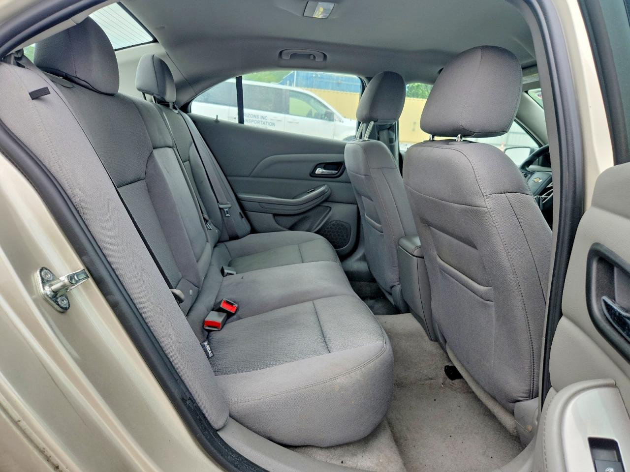 2015 Chevrolet Malibu Ls Gold vin: 1G11B5SL1FF180980