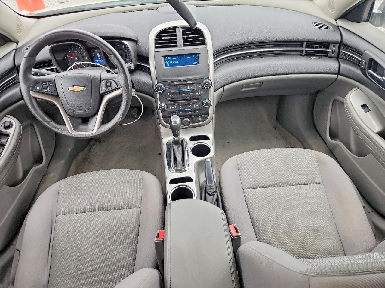 2015 Chevrolet Malibu Ls Gold vin: 1G11B5SL1FF180980