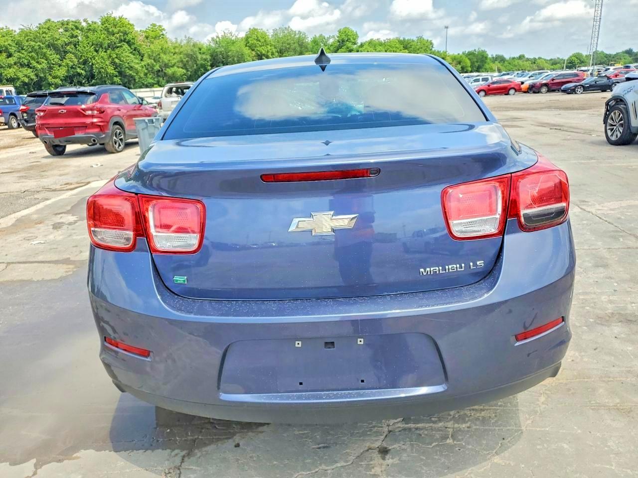 2015 Chevrolet Malibu Ls Blue vin: 1G11B5SL1FF237534