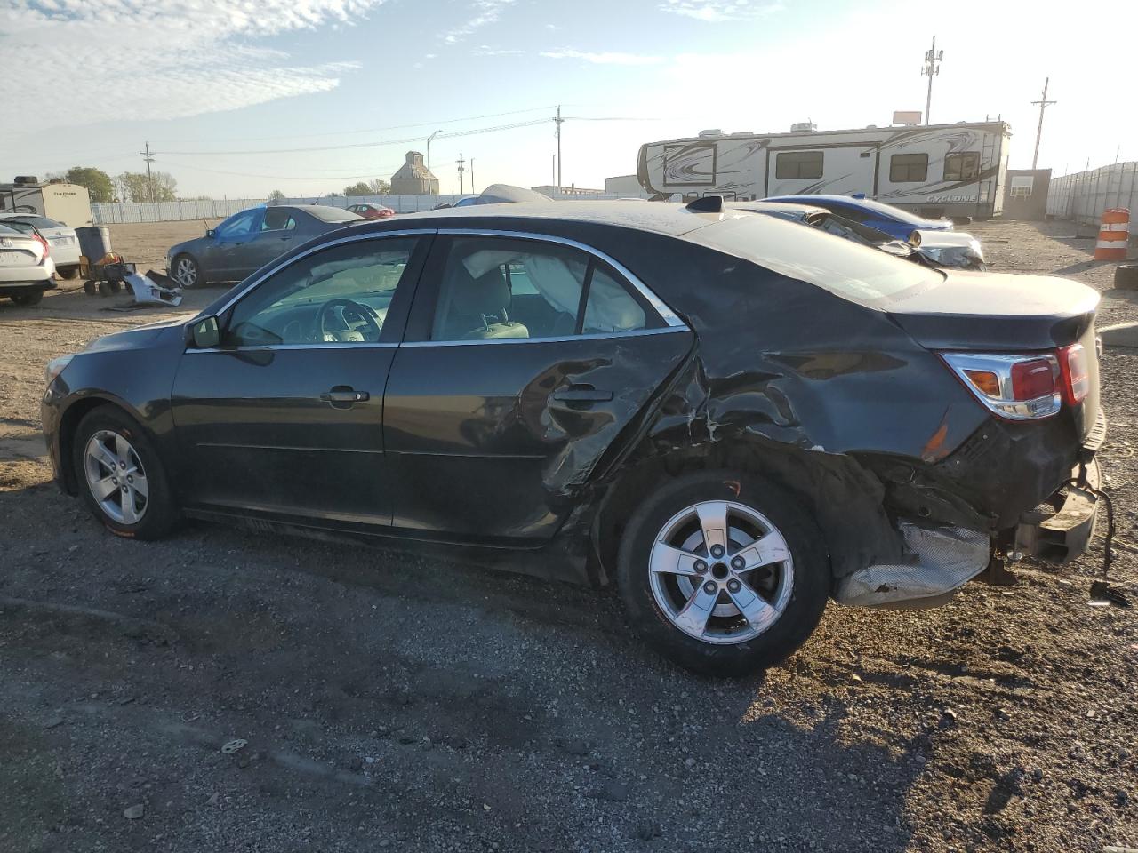 2014 Chev Malibu Ls Black vin: 1G11B5SL2EF183272