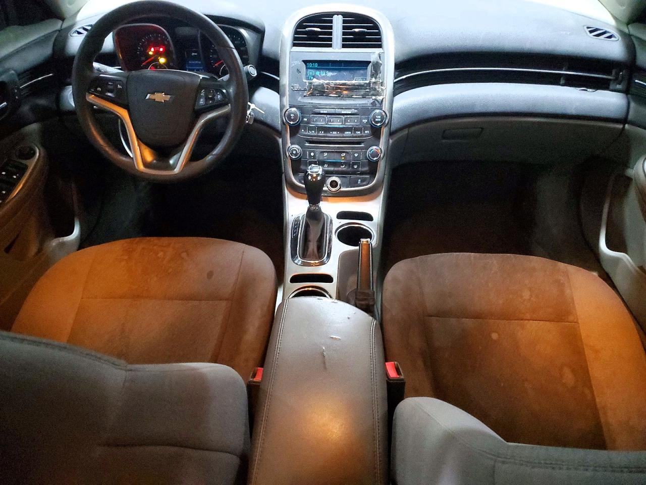 2014 Chevrolet Malibu Ls Серебряный vin: 1G11B5SL2EF215699