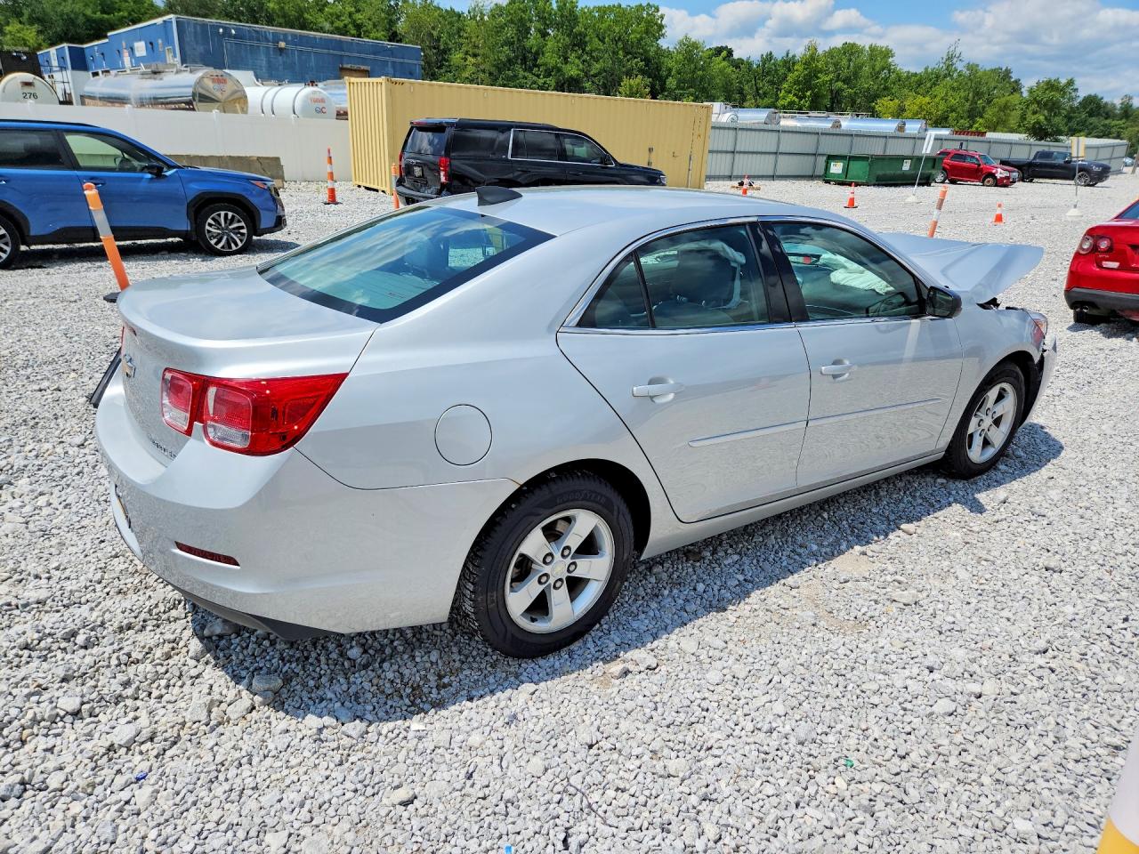 2015 Chevrolet Malibu Ls Серебряный vin: 1G11B5SL2FF103681