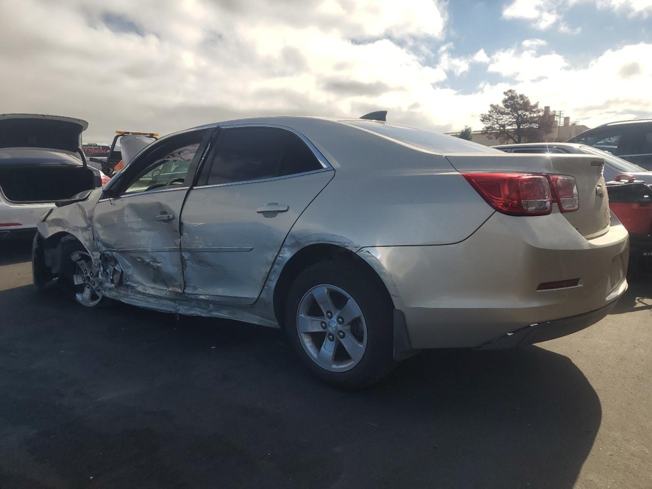 2015 Chevrolet Malibu Ls Silver vin: 1G11B5SL2FF105110