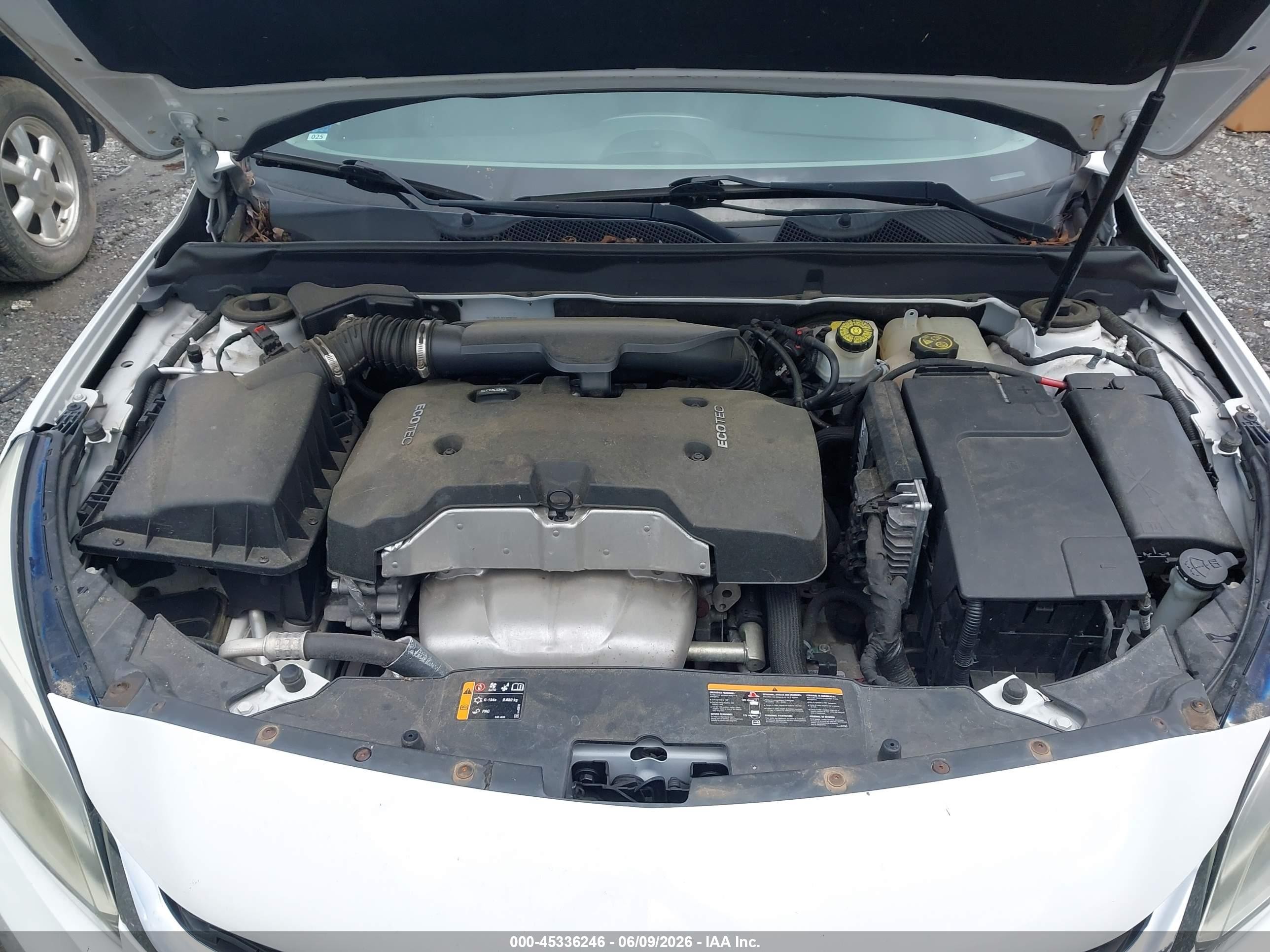 2015 Chevrolet Malibu Ls White vin: 1G11B5SL2FF200640
