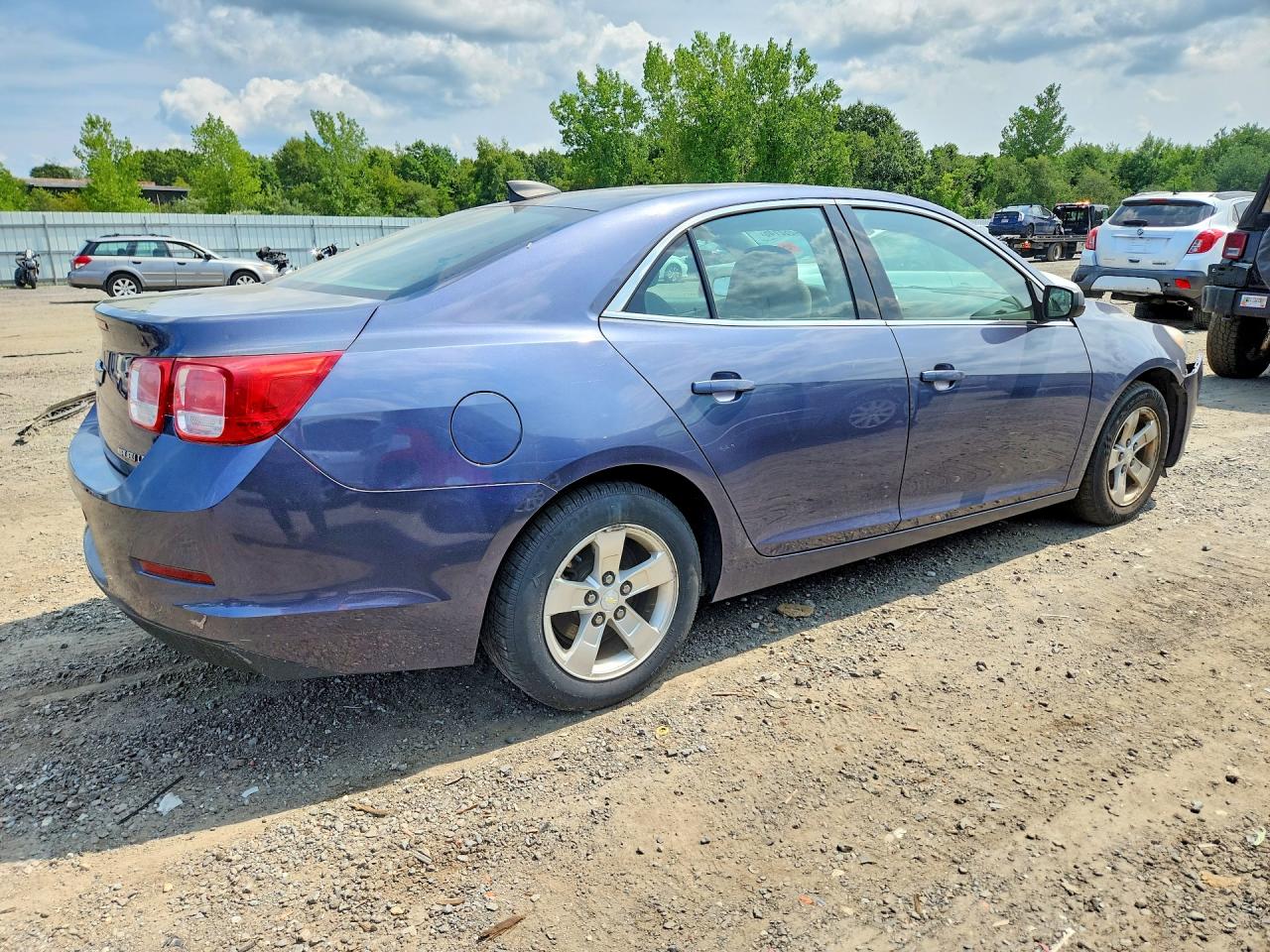 2015 Chevrolet Malibu Ls Blue vin: 1G11B5SL2FF332880