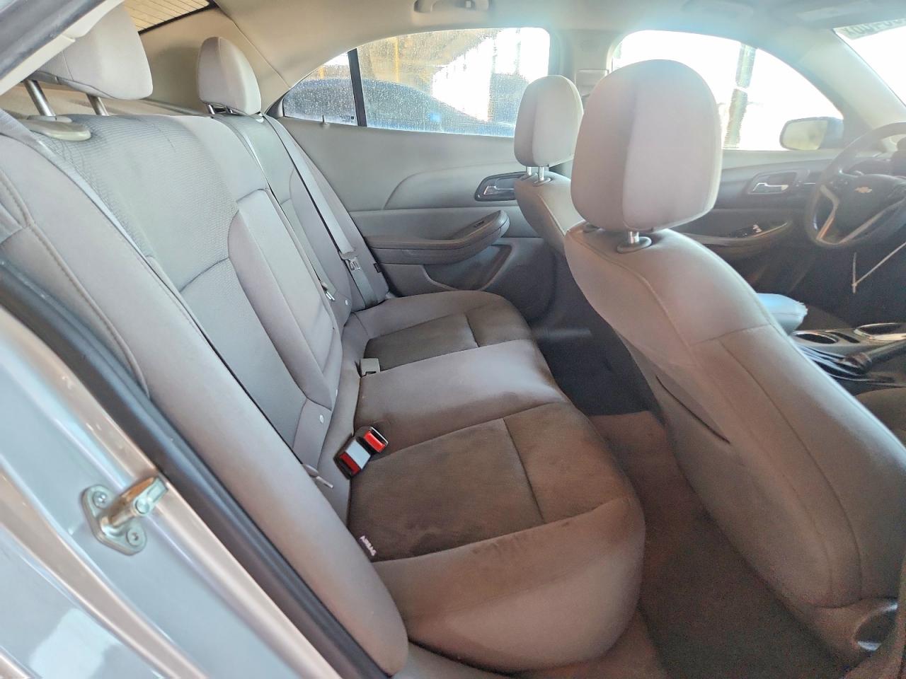 2014 Chevrolet Malibu Ls Silver vin: 1G11B5SL3EF148210