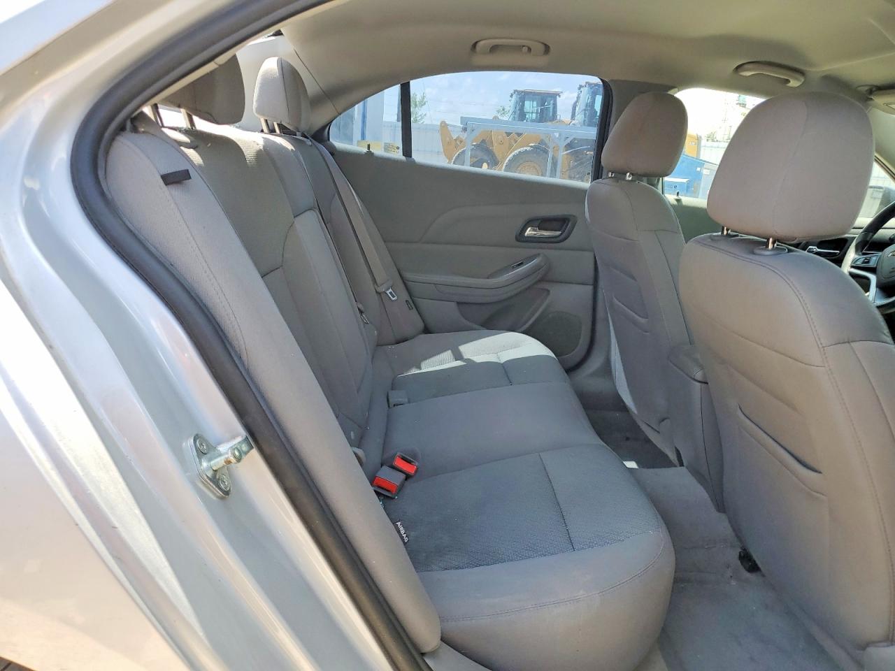 2015 Chevrolet Malibu Ls Silver vin: 1G11B5SL3FF156325