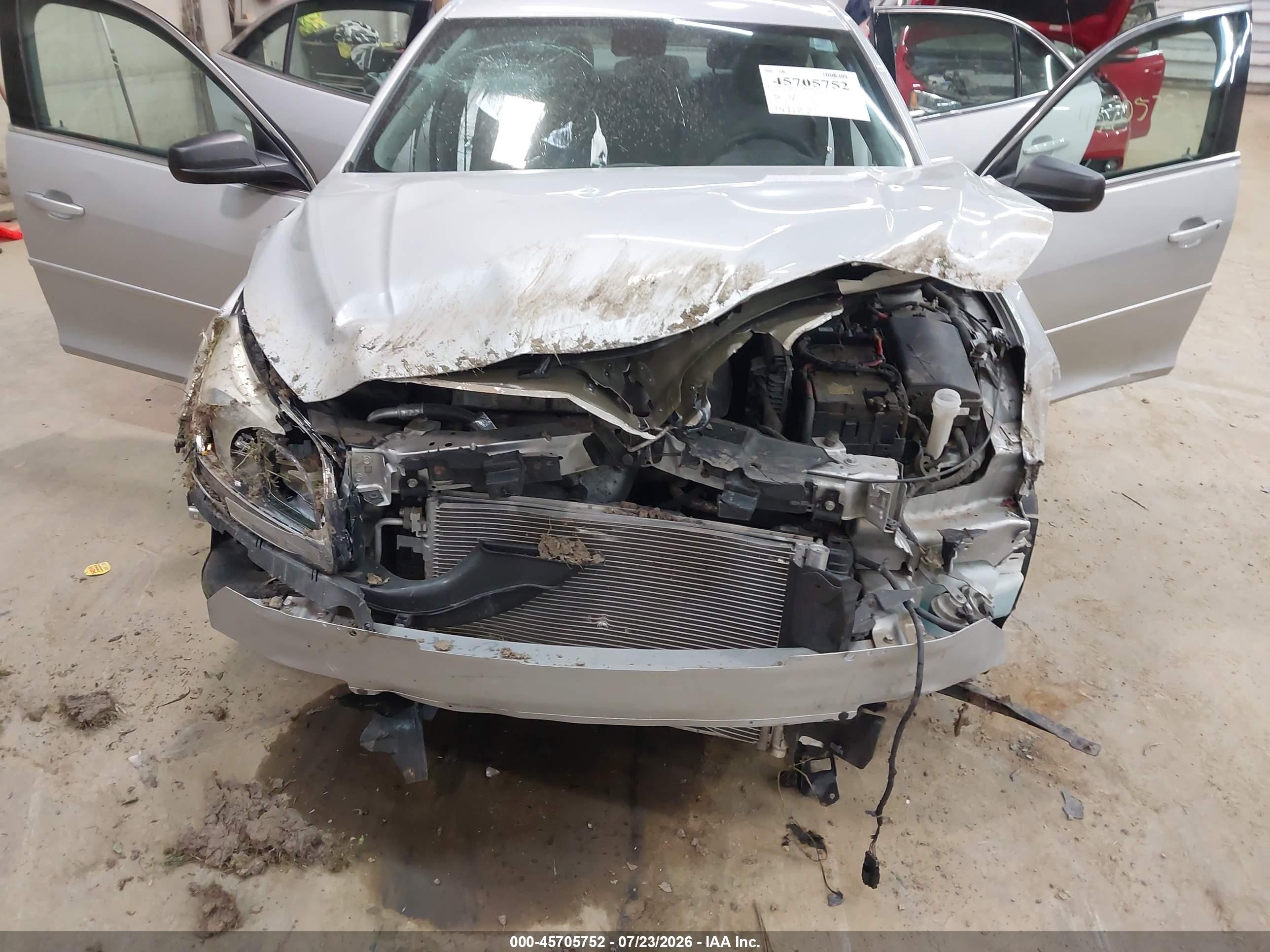 2014 Chevrolet Malibu 1ls Silver vin: 1G11B5SL4EF110694