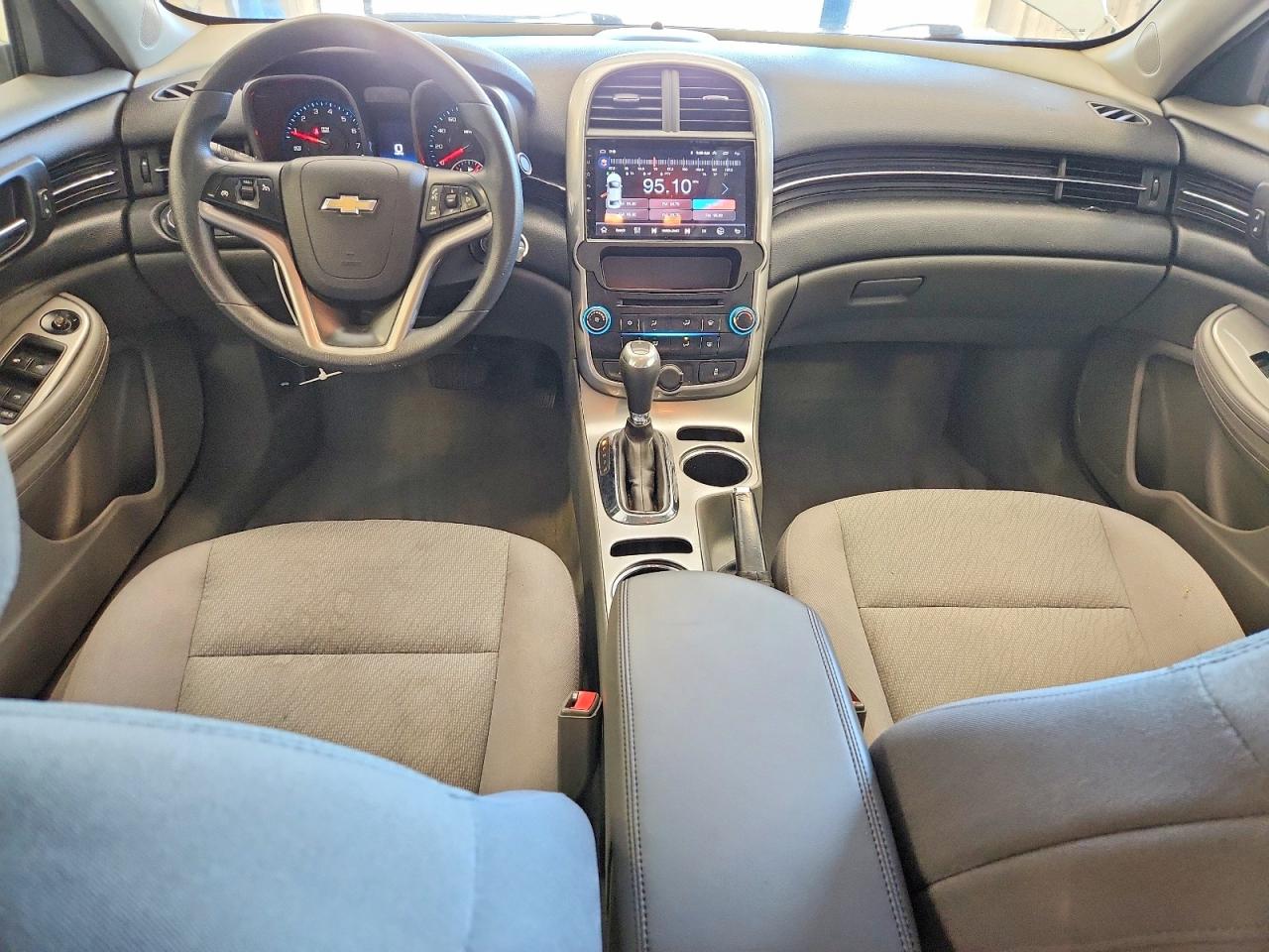 2014 Chevrolet Malibu Ls White vin: 1G11B5SL4EF130430