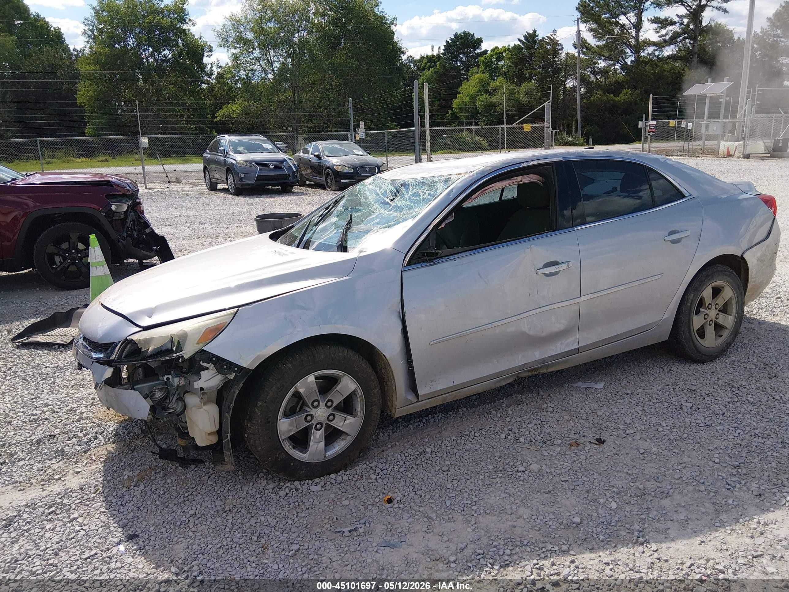 2015 Chevrolet Malibu Ls Silver vin: 1G11B5SL4FF101561