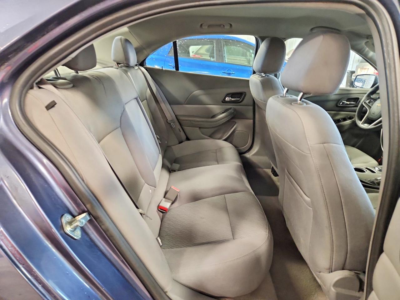 2015 Chevrolet Malibu Ls Blue vin: 1G11B5SL4FF157189