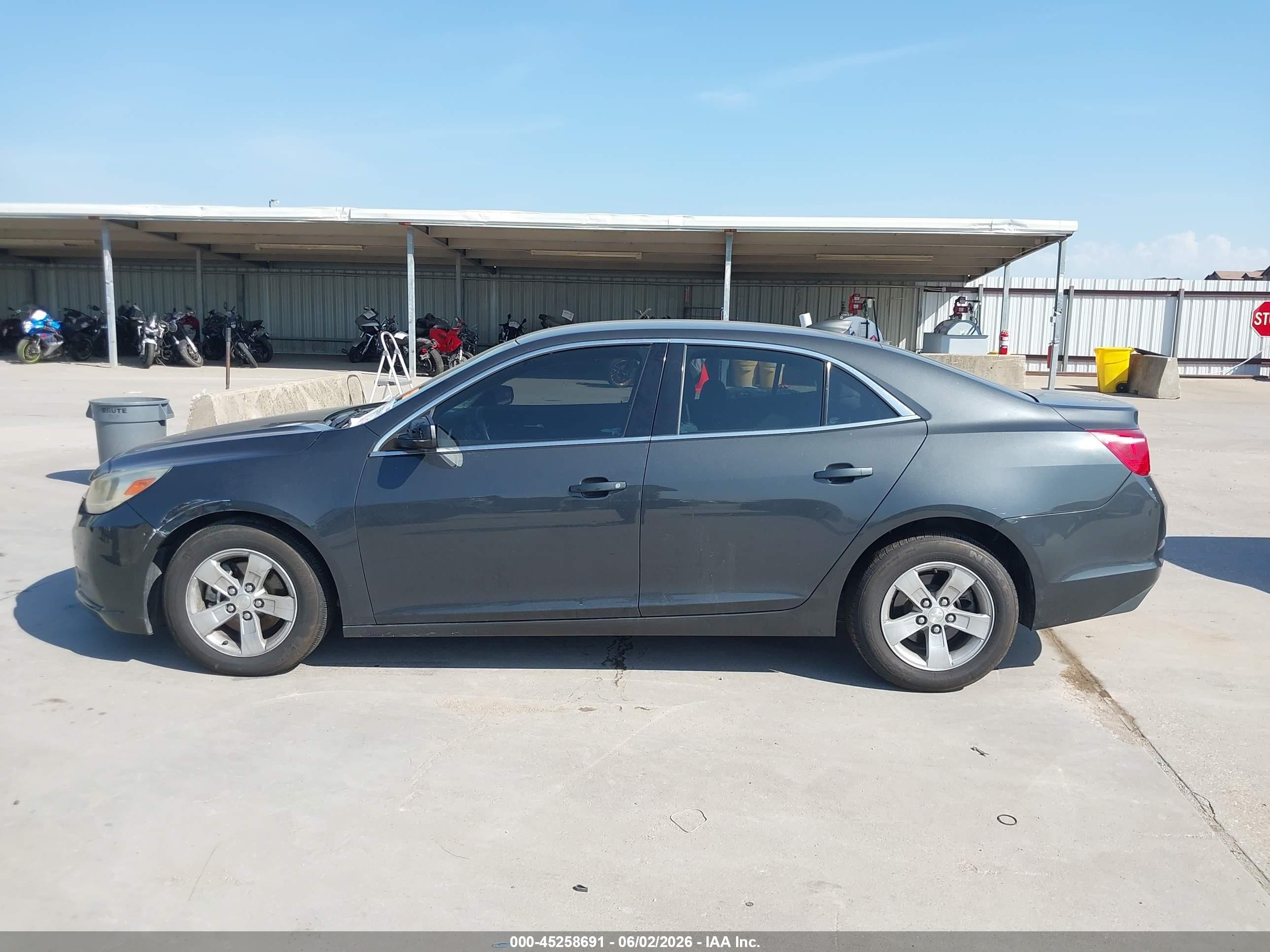 2015 Chevrolet Malibu Ls Gray vin: 1G11B5SL4FF187700
