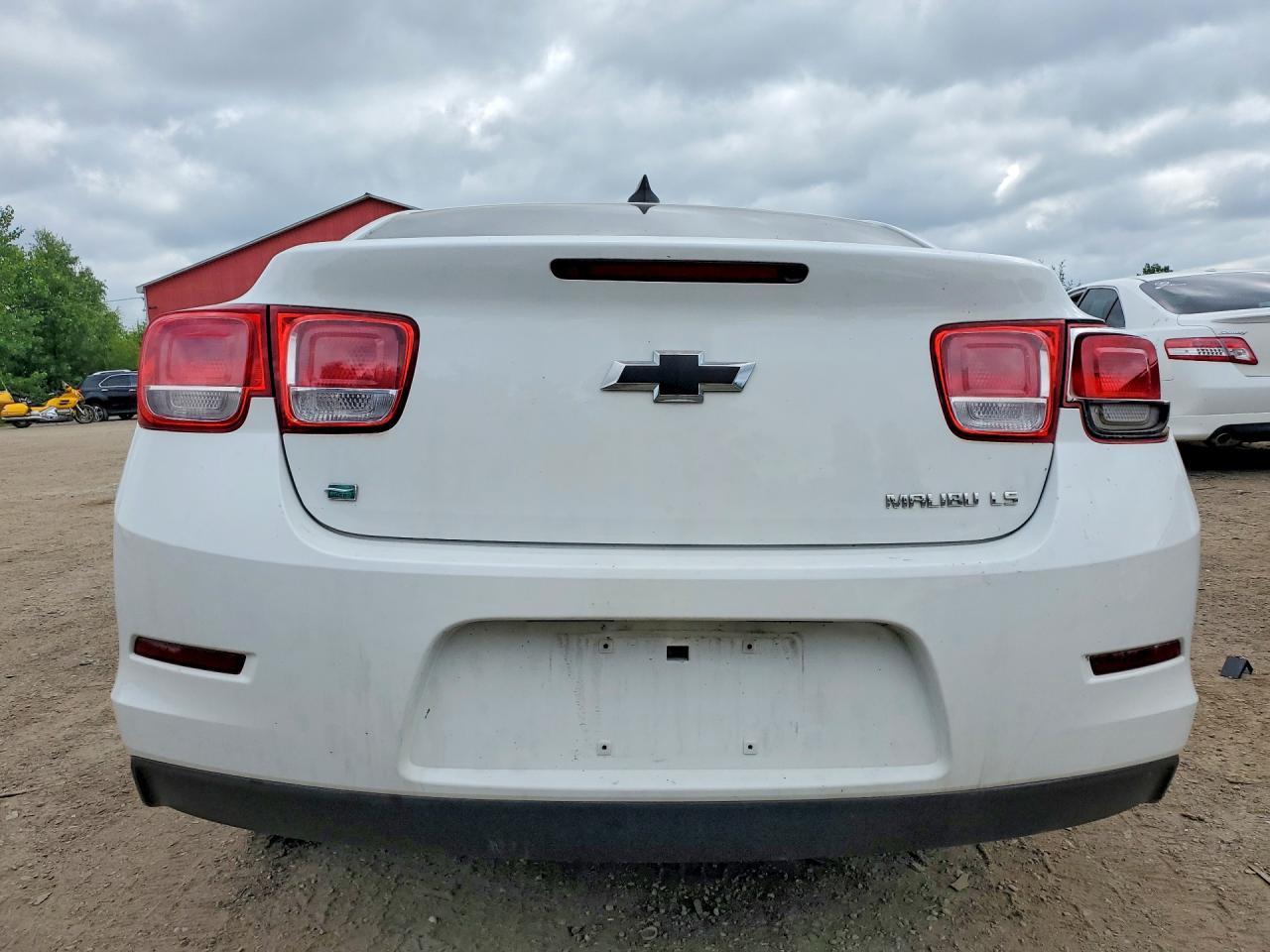 2015 Chevrolet Malibu Ls White vin: 1G11B5SL4FF191794