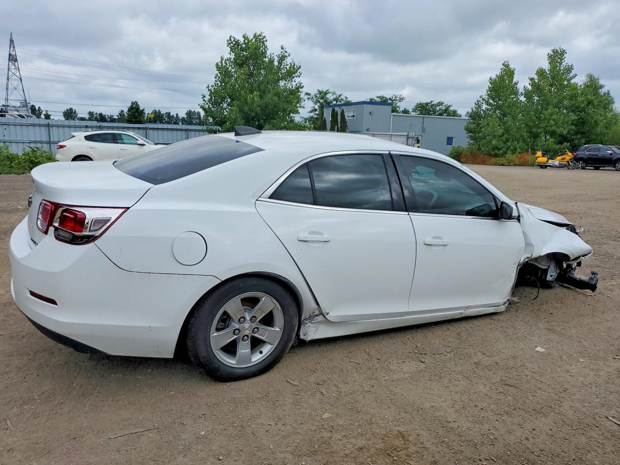 2015 Chevrolet Malibu Ls White vin: 1G11B5SL4FF191794