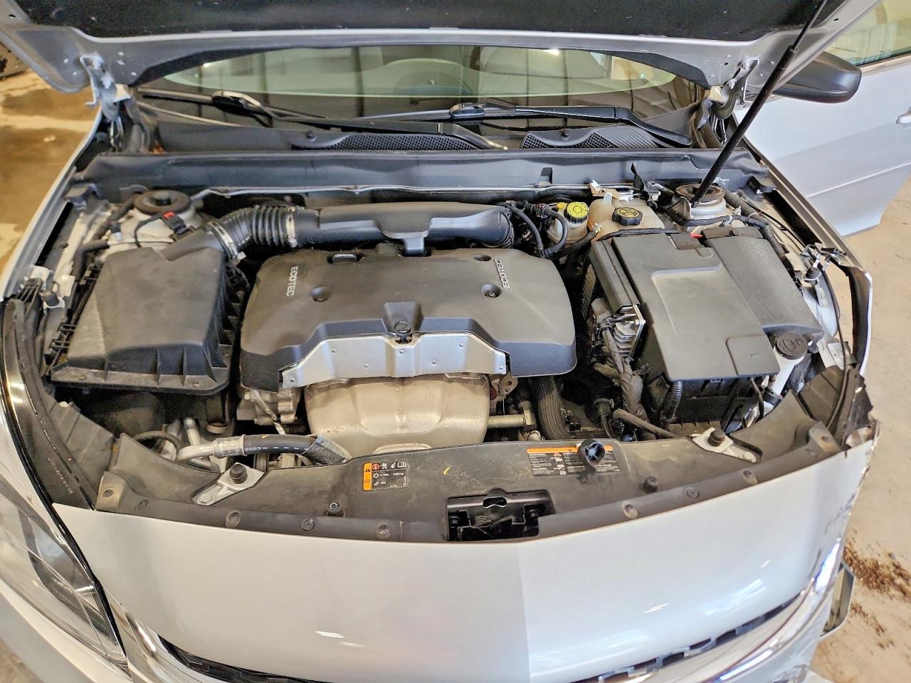 2015 Chevrolet Malibu Ls Silver vin: 1G11B5SL4FF197935