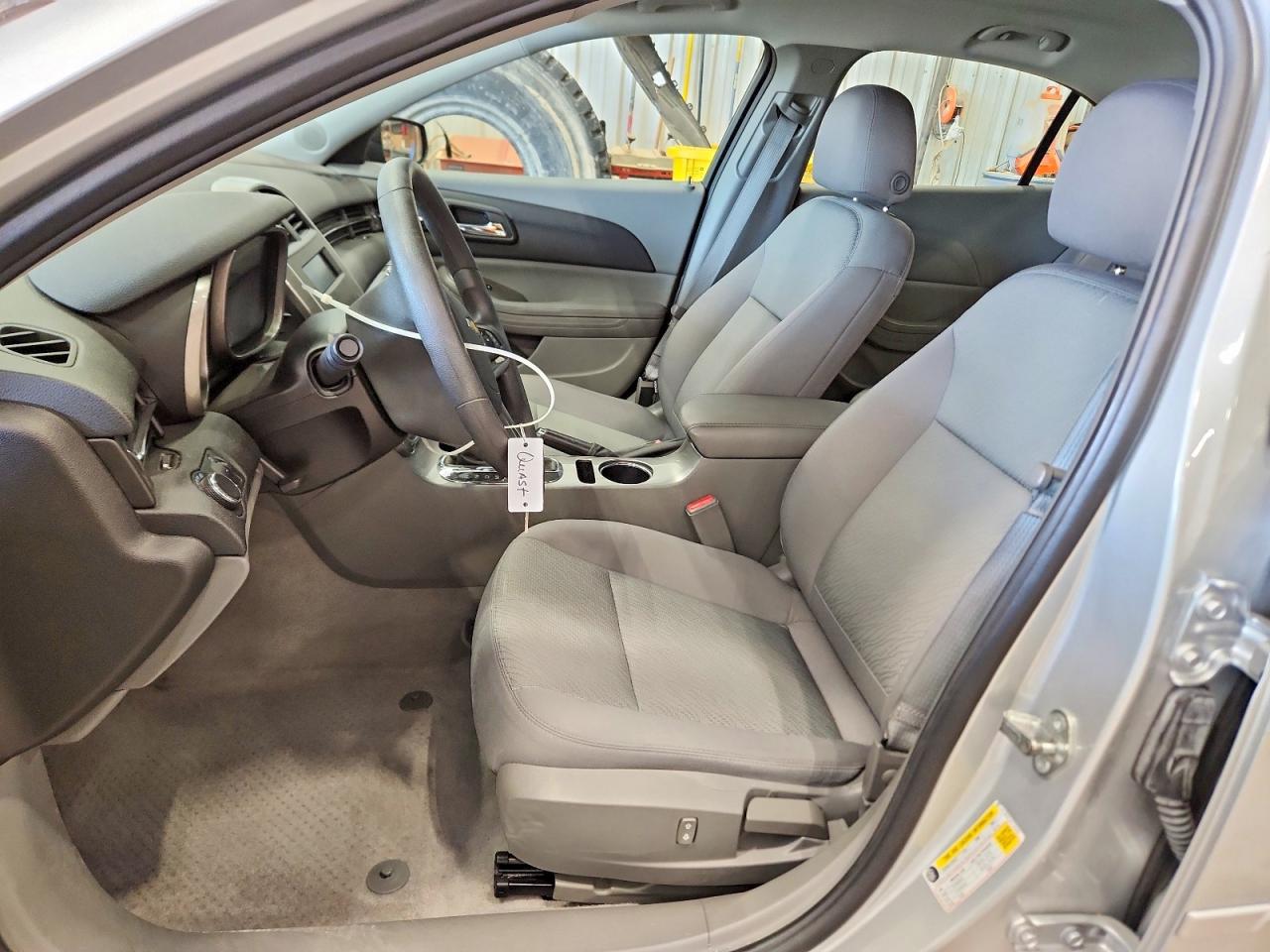 2015 Chevrolet Malibu Ls Silver vin: 1G11B5SL4FF197935
