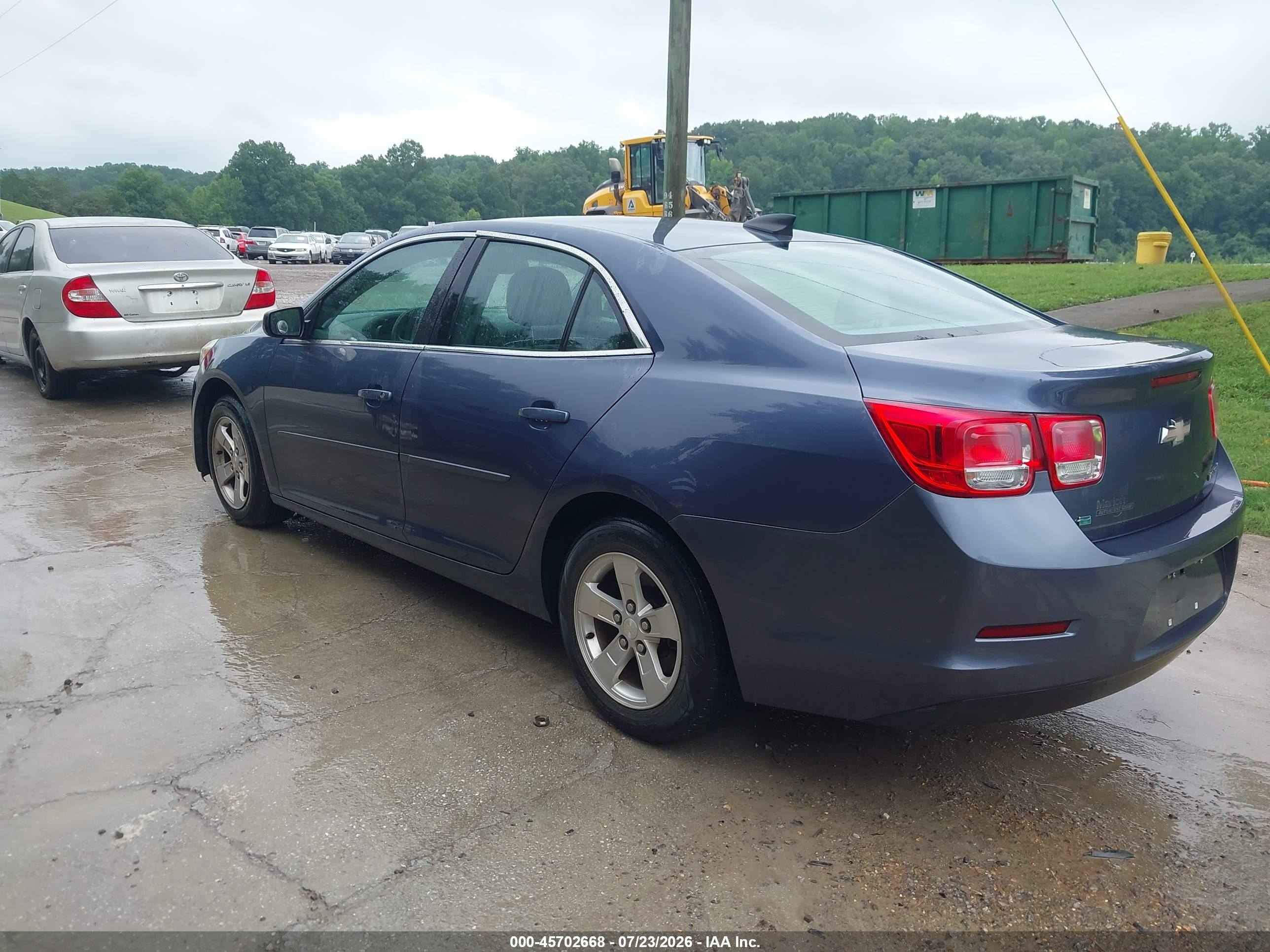 2015 Chevrolet Malibu Ls Blue vin: 1G11B5SL4FF240718