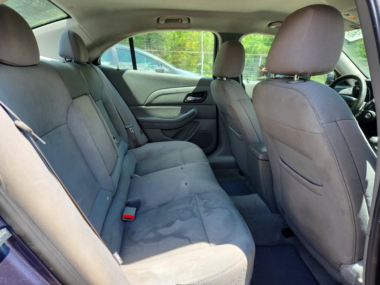 2015 Chevrolet Malibu Ls Blue vin: 1G11B5SL4FF335425