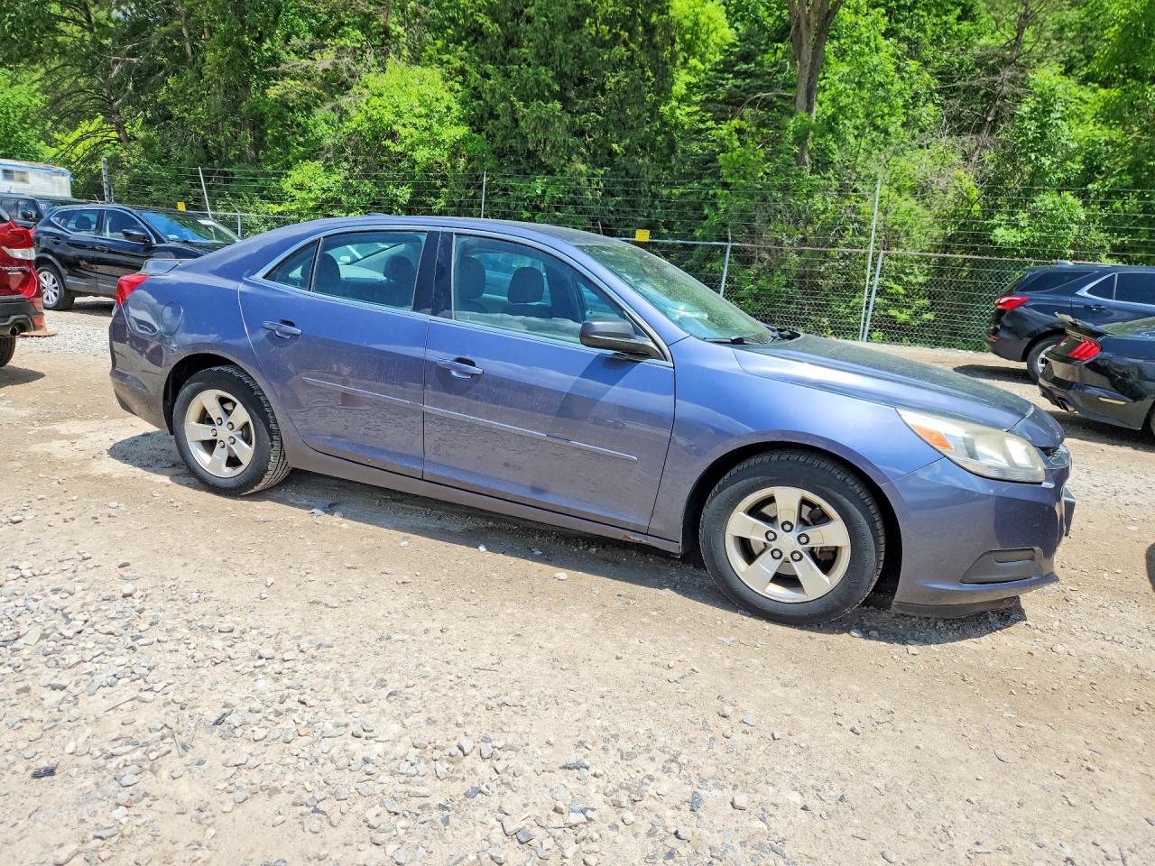2015 Chevrolet Malibu Ls Blue vin: 1G11B5SL4FF335425