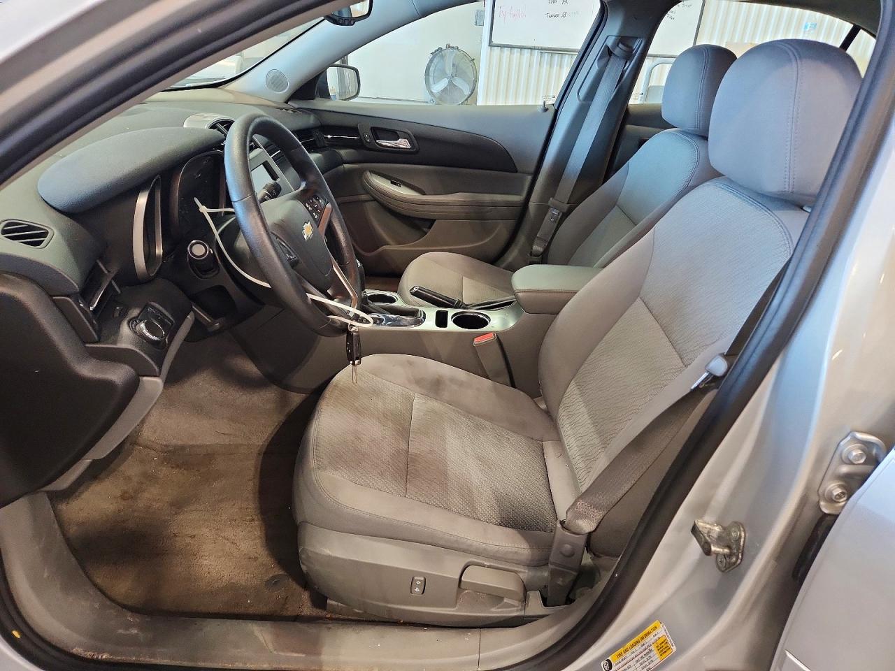 2014 Chevrolet Malibu Ls Silver vin: 1G11B5SL5EF154350