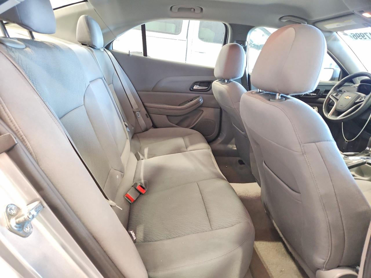 2014 Chevrolet Malibu Ls Silver vin: 1G11B5SL5EF154350