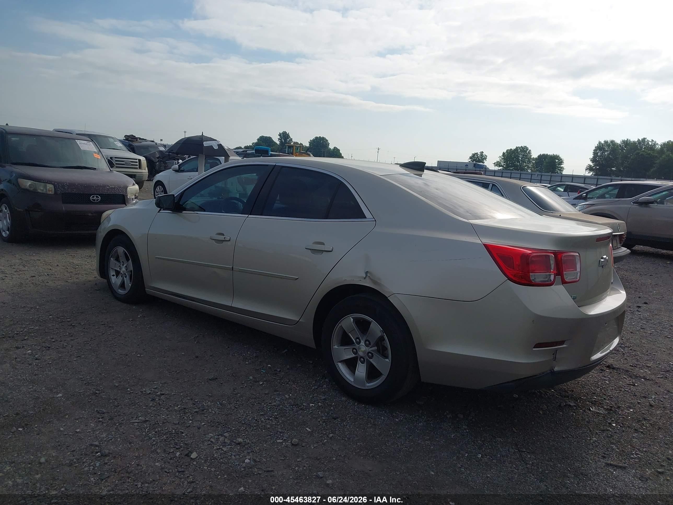 2015 Chevrolet Malibu Ls Beige vin: 1G11B5SL5FF116490