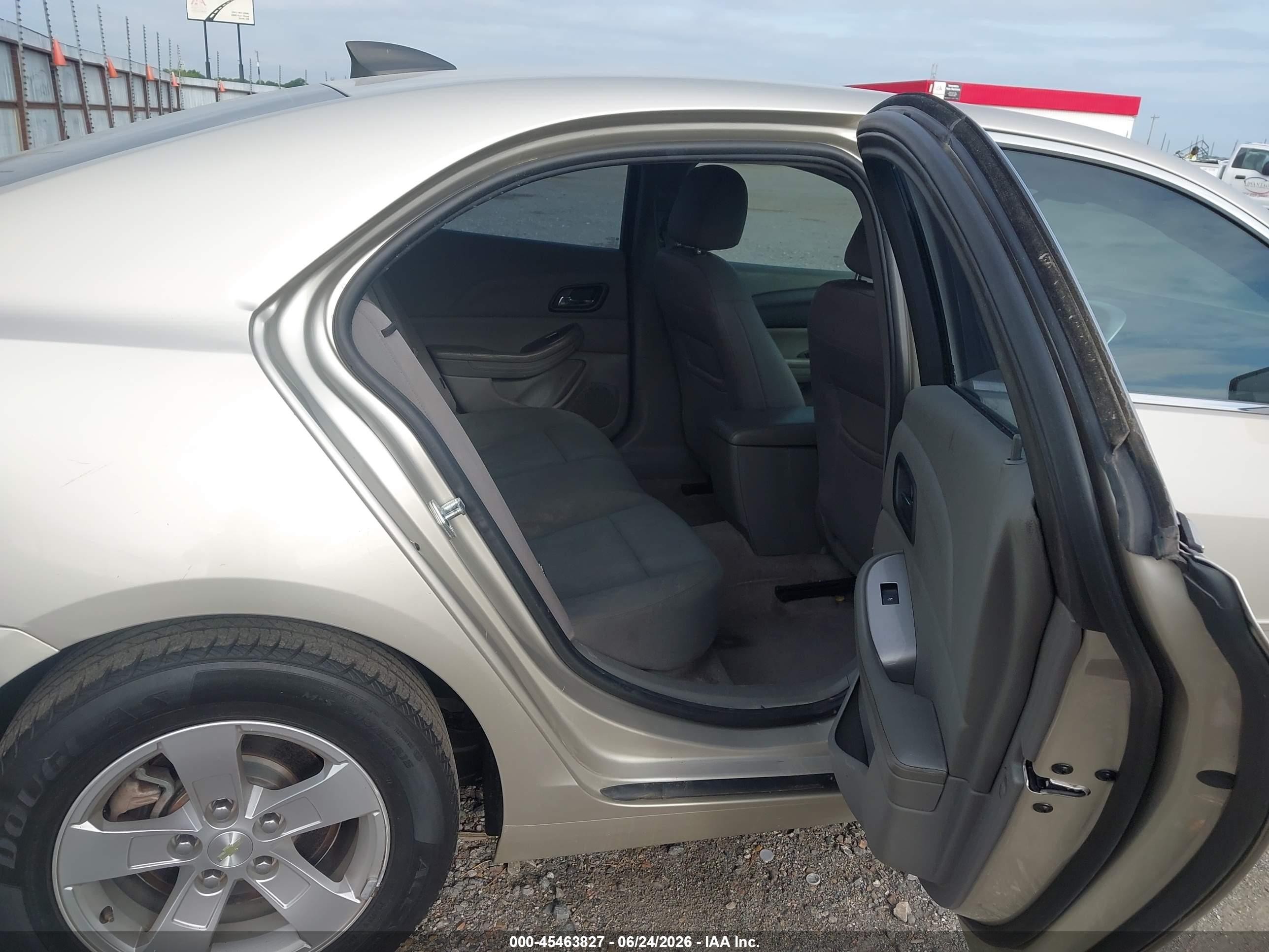 2015 Chevrolet Malibu Ls Beige vin: 1G11B5SL5FF116490