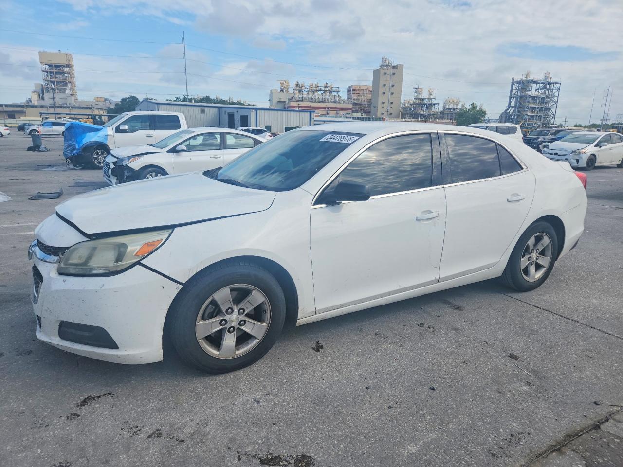 2015 Chevrolet Malibu Ls White vin: 1G11B5SL5FF181386