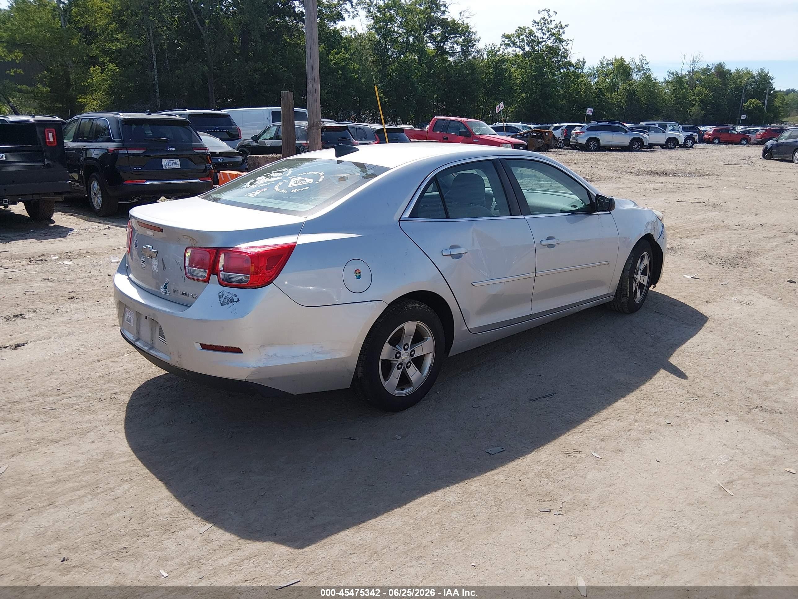 2015 Chevrolet Malibu Ls Silver vin: 1G11B5SL5FF187513