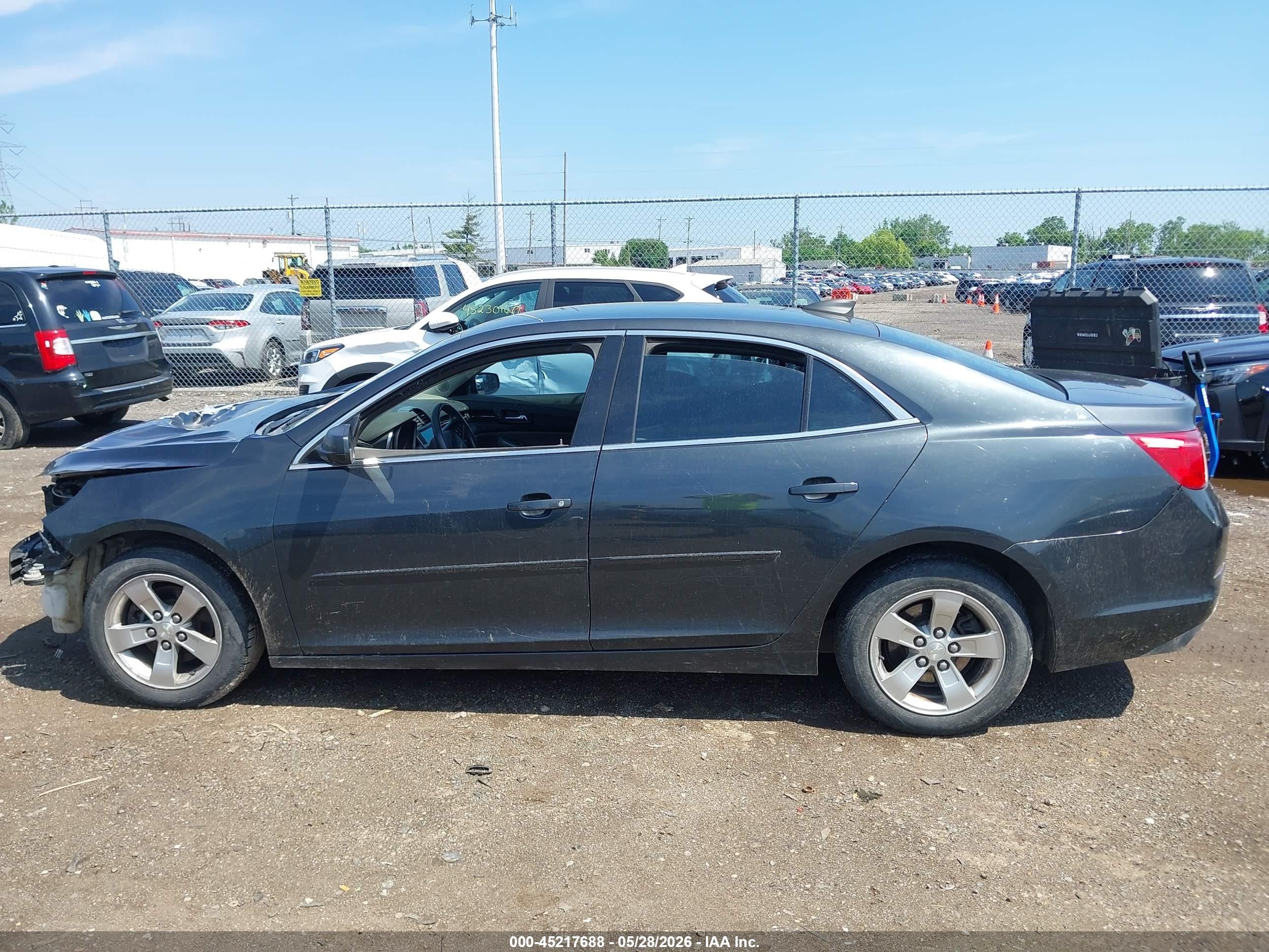 2015 Chevrolet Malibu Ls Gray vin: 1G11B5SL5FF229520