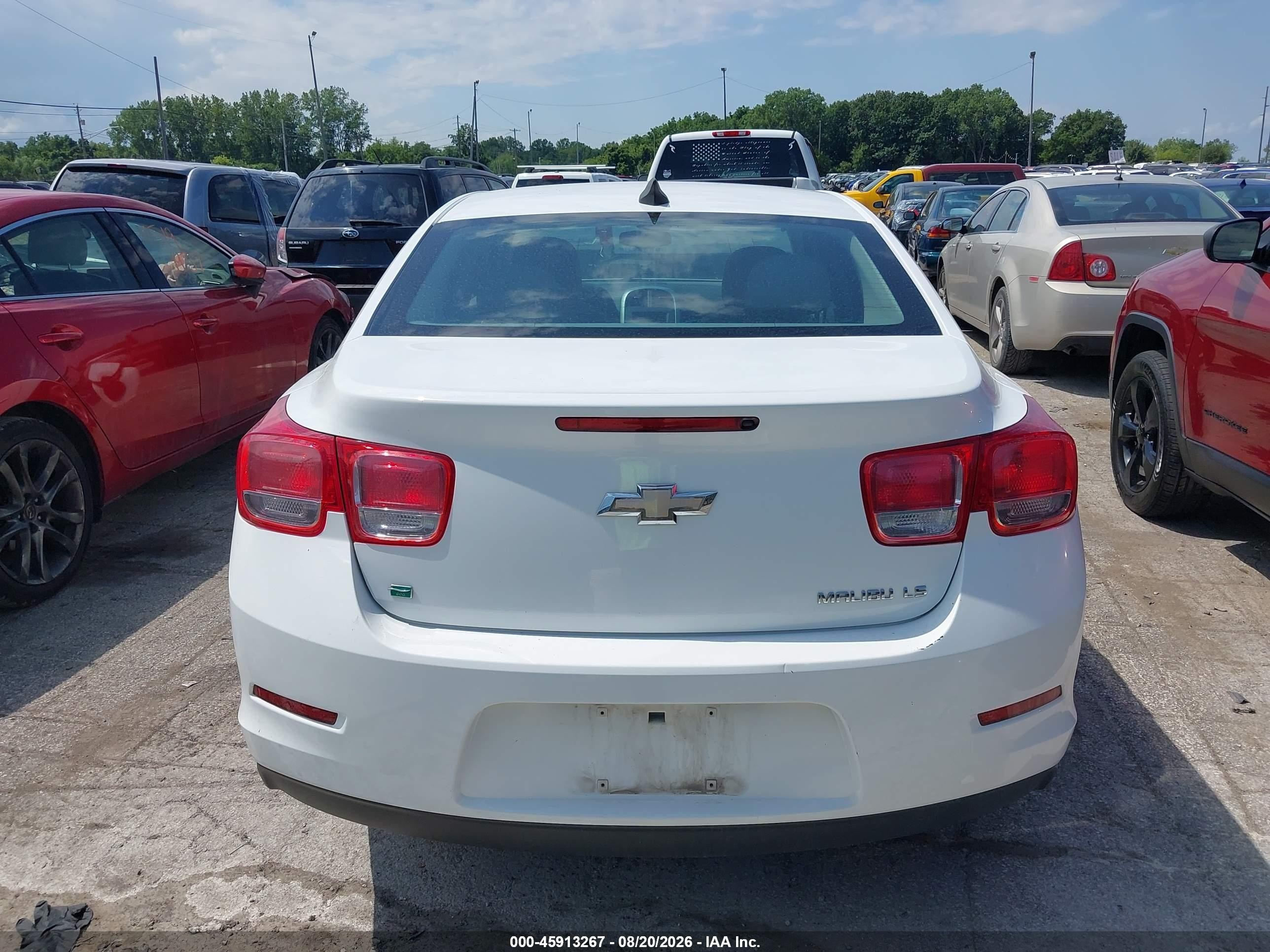 2015 Chevrolet Malibu Ls White vin: 1G11B5SL5FF241652