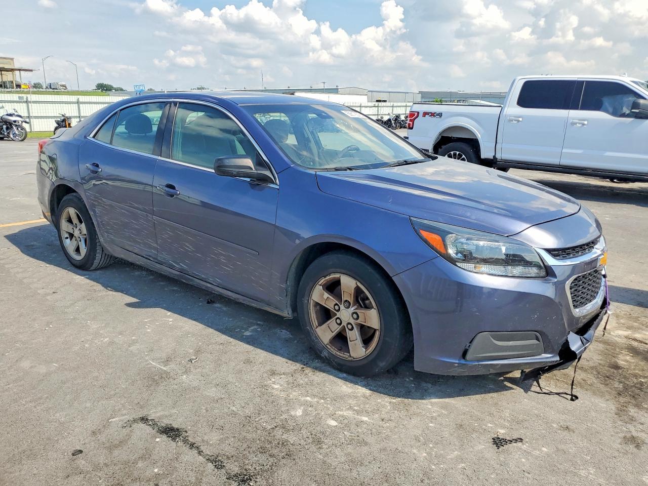 2015 Chevrolet Malibu Ls Blue vin: 1G11B5SL5FF246110