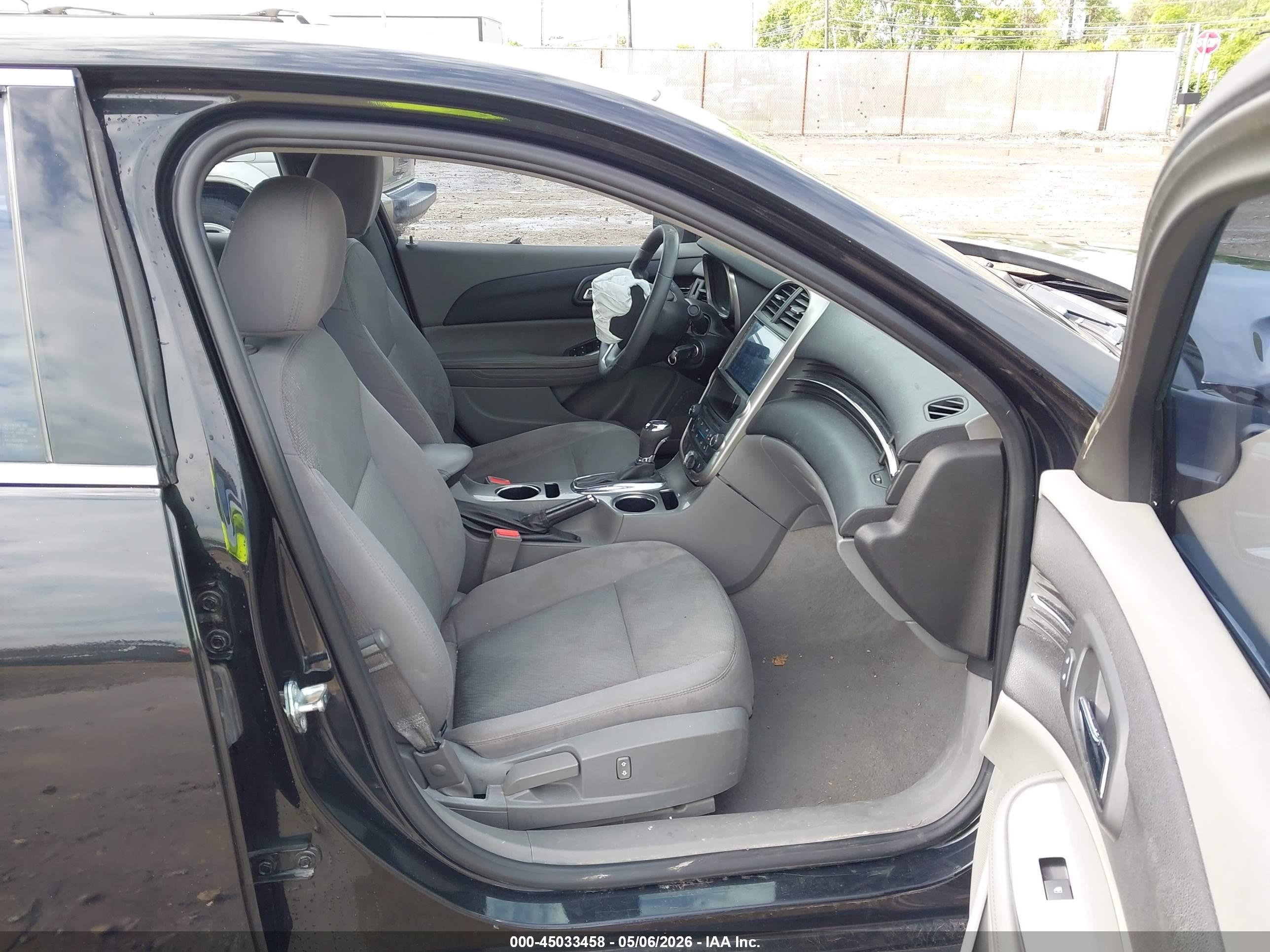 2015 Chevrolet Malibu Ls Gray vin: 1G11B5SL5FF341914