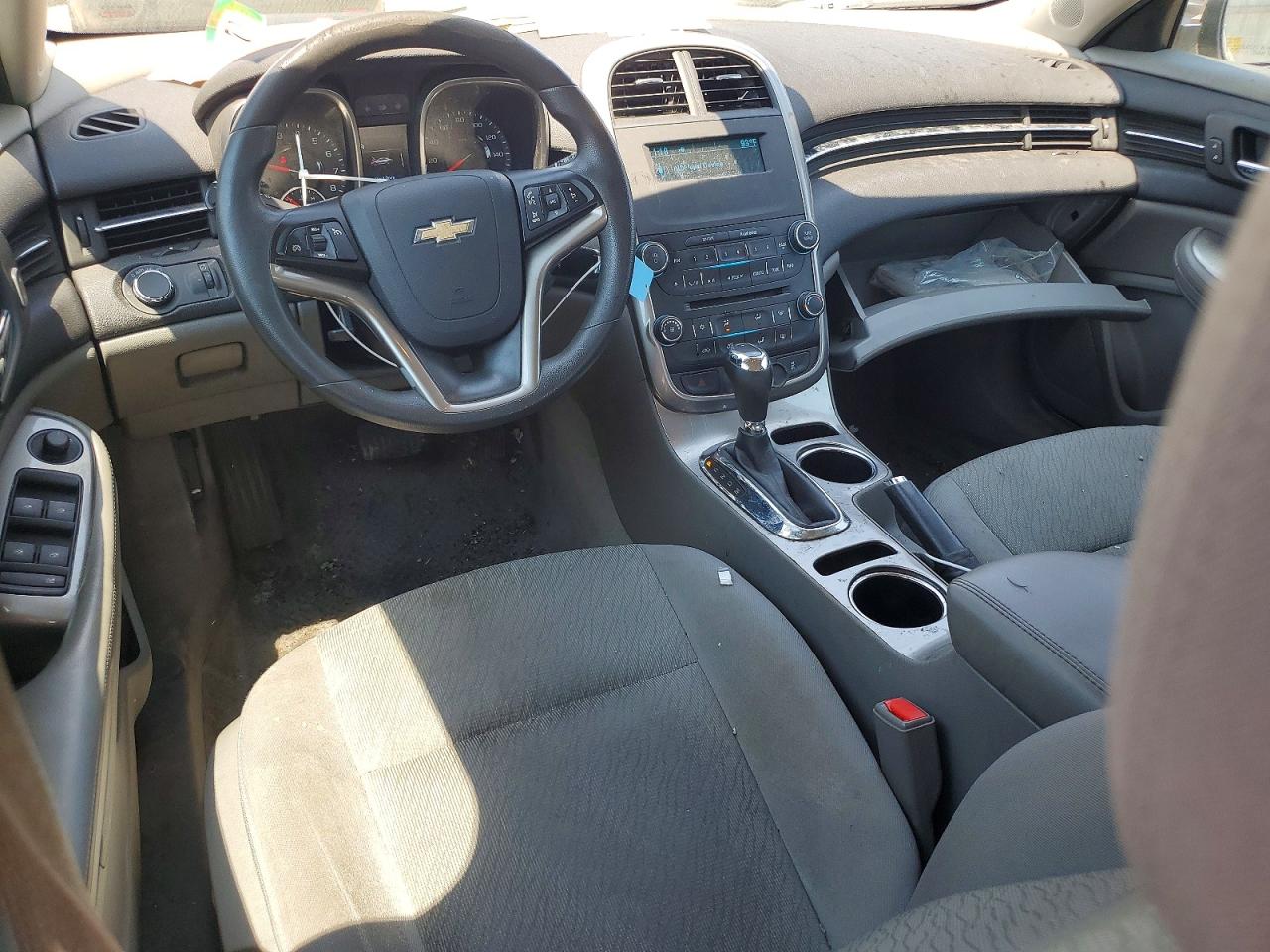 2015 Chevrolet Malibu Ls Серебряный vin: 1G11B5SL5FF346398