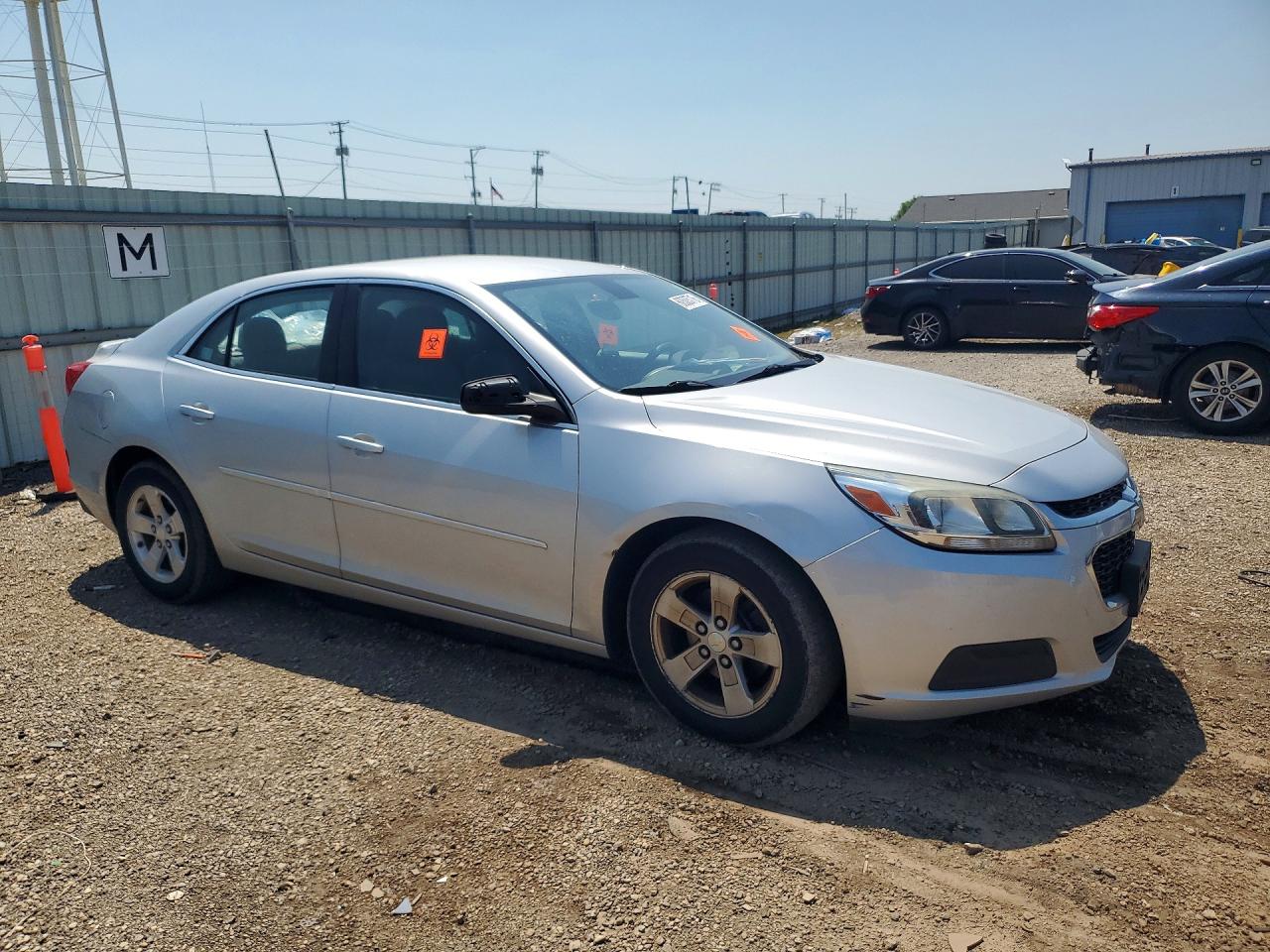 2015 Chevrolet Malibu Ls Серебряный vin: 1G11B5SL5FF346398