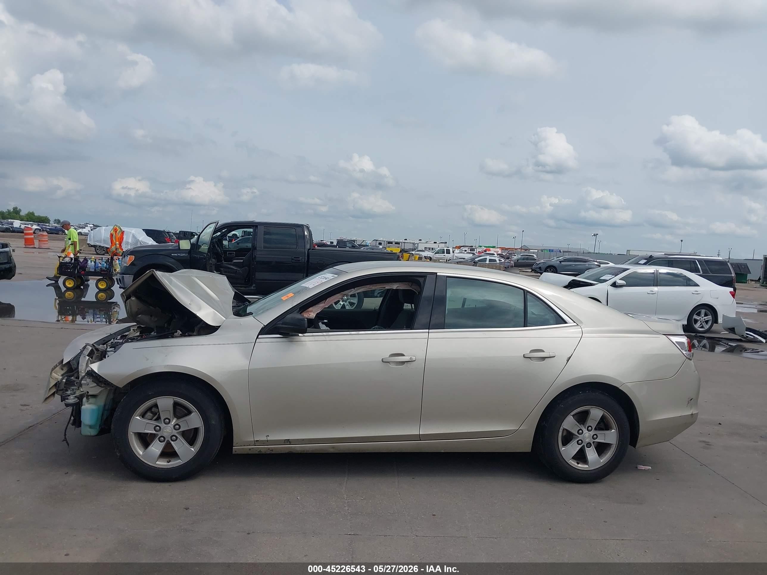 2014 Chevrolet Malibu 1ls Beige vin: 1G11B5SL6EF242386