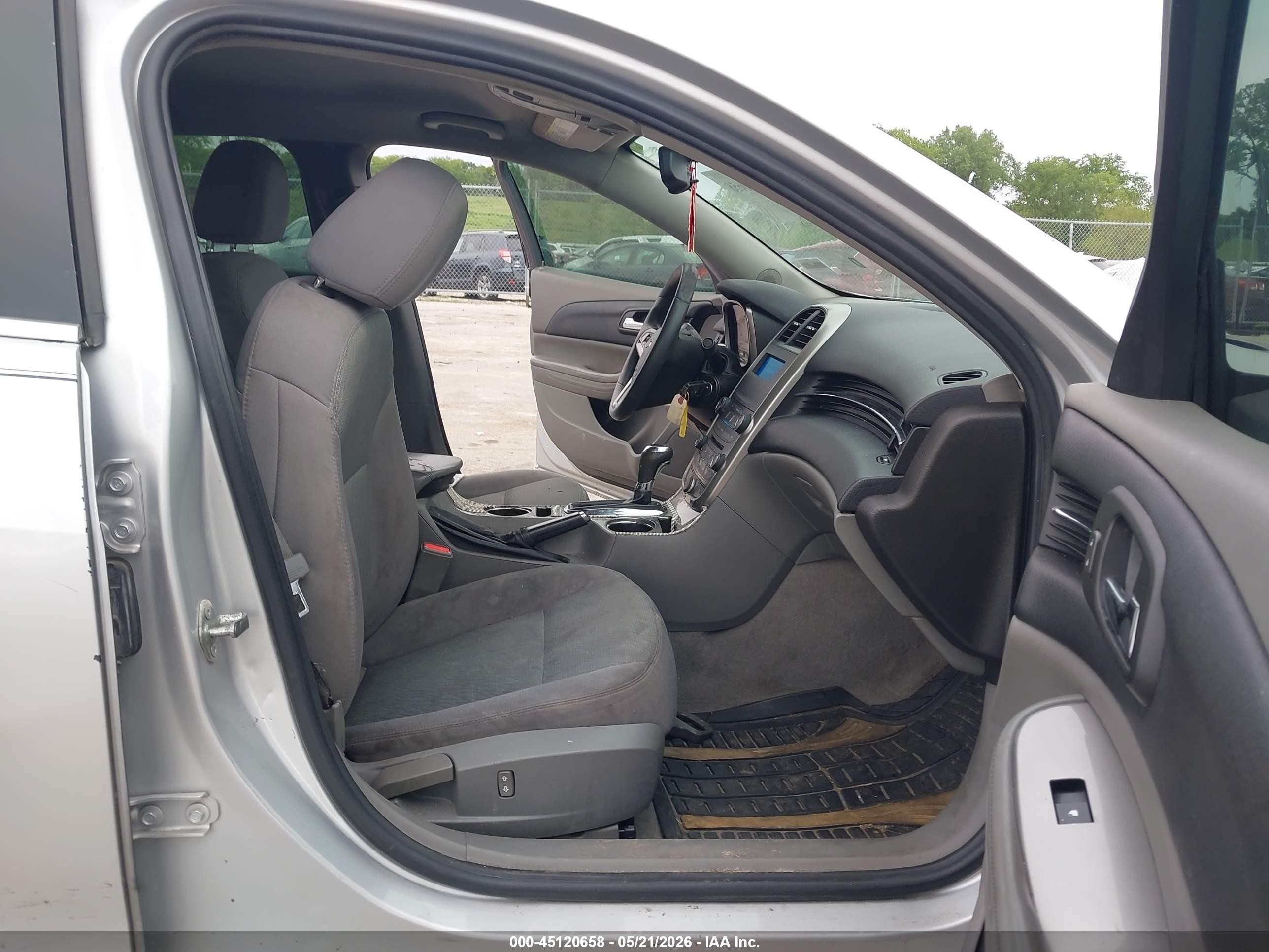 2014 Chevrolet Malibu 1ls Серебряный vin: 1G11B5SL6EU142719