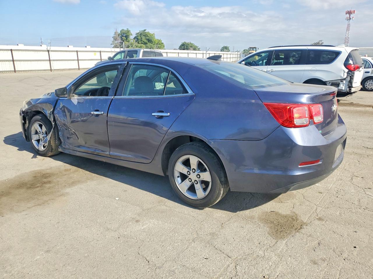 2015 Chevrolet Malibu Ls Синий vin: 1G11B5SL6FF135209