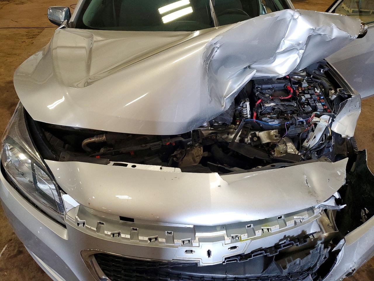 2015 Chevrolet Malibu Ls Серебряный vin: 1G11B5SL6FF143262