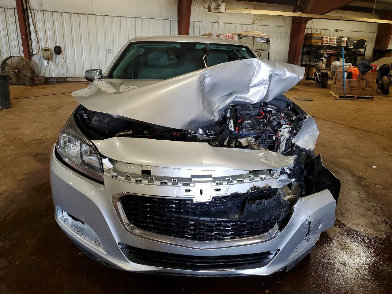 2015 Chevrolet Malibu Ls Серебряный vin: 1G11B5SL6FF143262