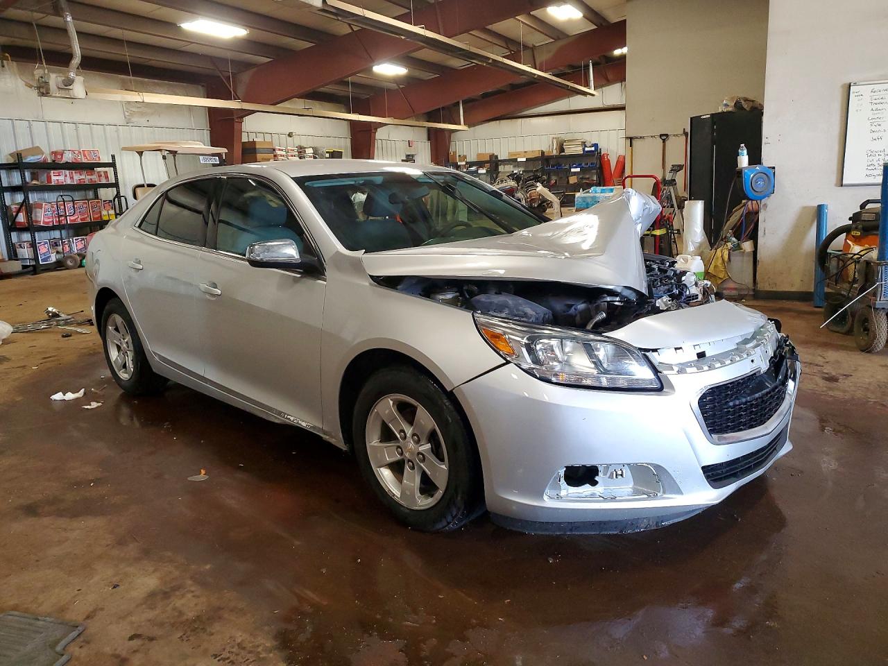 2015 Chevrolet Malibu Ls Серебряный vin: 1G11B5SL6FF143262