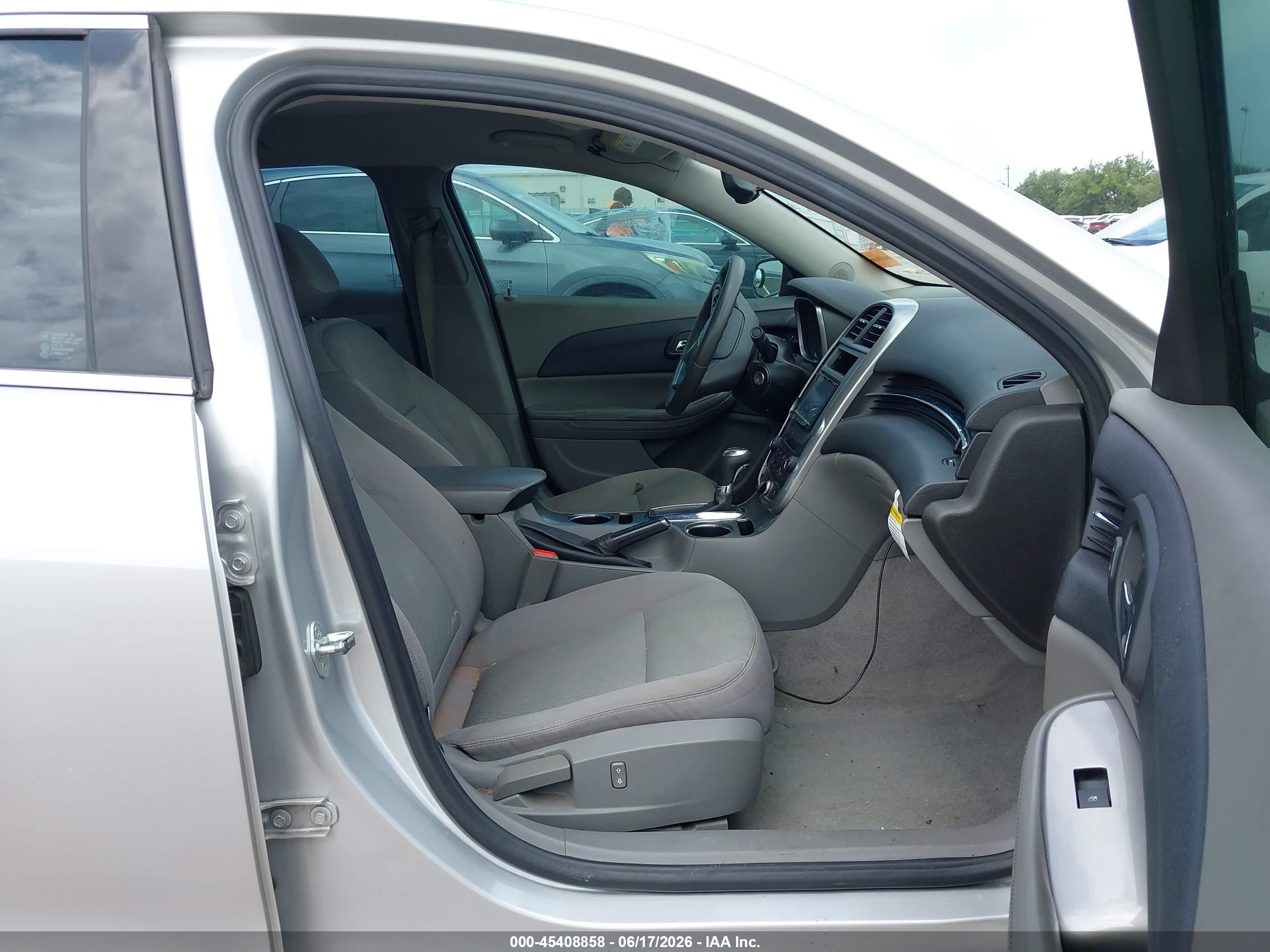 2015 Chevrolet Malibu Ls Gray vin: 1G11B5SL6FF277561