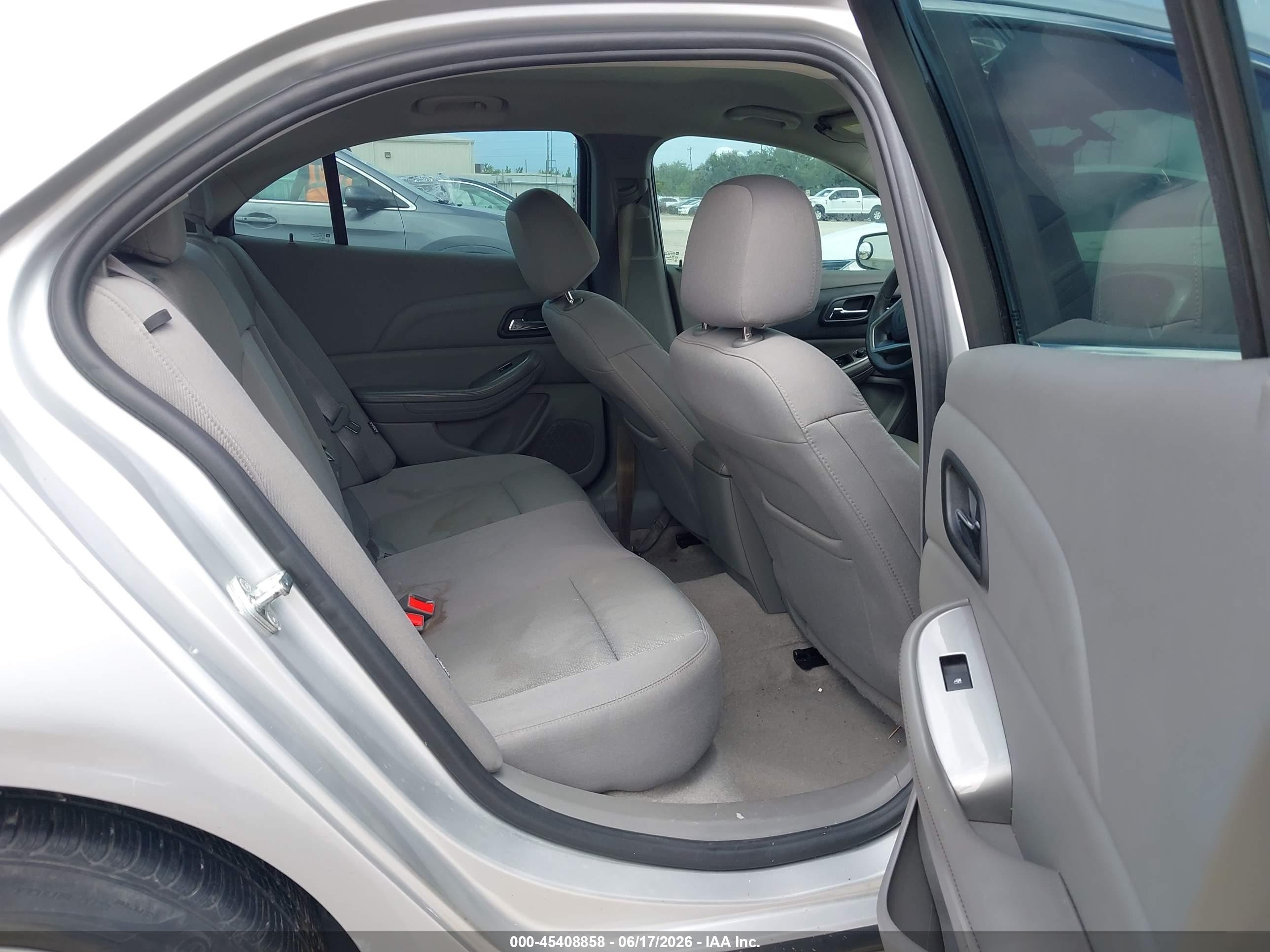 2015 Chevrolet Malibu Ls Gray vin: 1G11B5SL6FF277561
